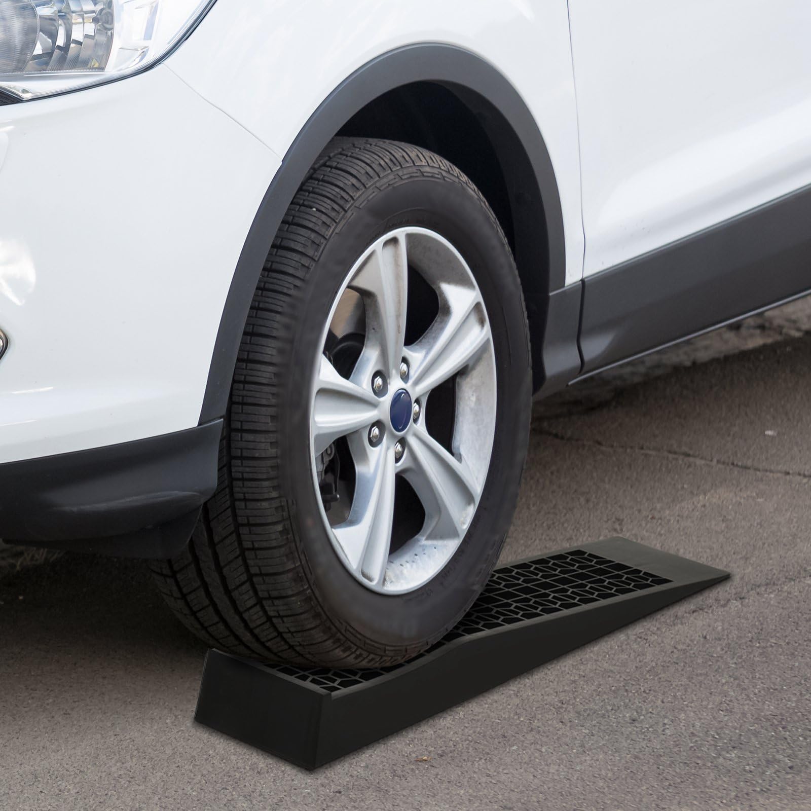 HOMCOM Juego de 2 Rampas para Coche de Plástico, Rampas Portátiles Carga hasta 3 Toneladas para Coches SUV Furgonetas Pequeñas, Antideslizante, Estable, 70x19,5 cm, Negro