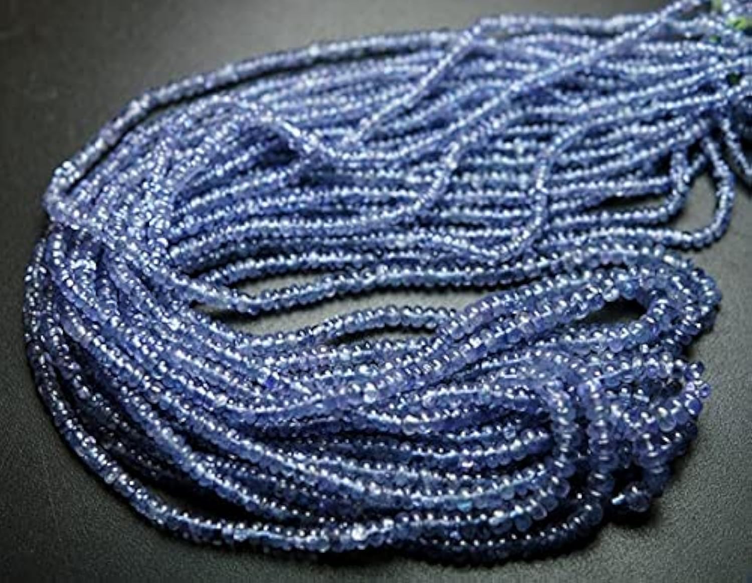 Perles tanzanite naturelle LKBEADS 3mm pour sublimer vos bijoux du quotidien faits main