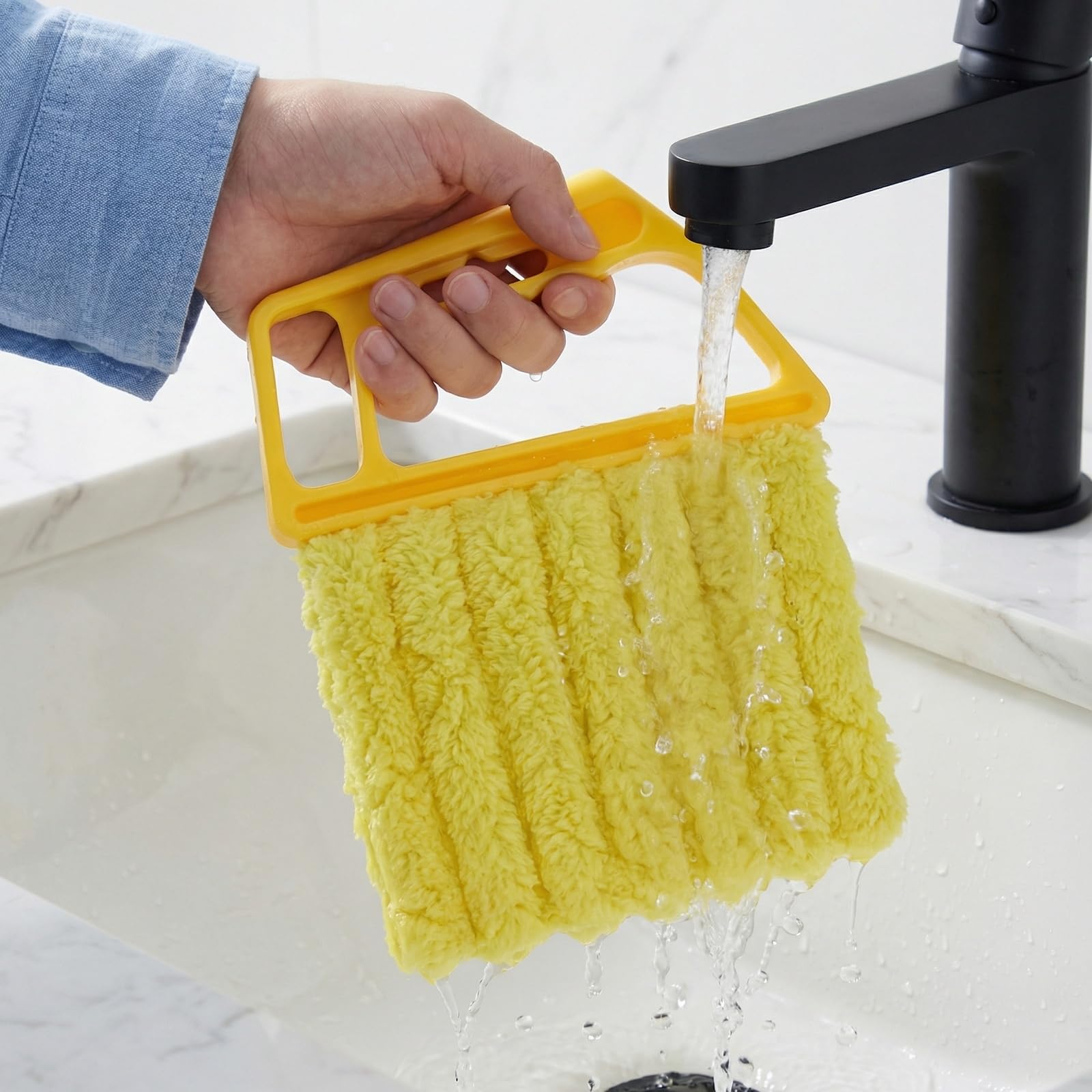 2 Pcs Venetian Blind Cleaner Tool, 7 Finger Dusting Brush for Wooden Blinds & Shutters, Washable Microfibre Hand-Held Blind Duster for Window Slats, Air Conditioner Vents & Car Fans (Detachable)