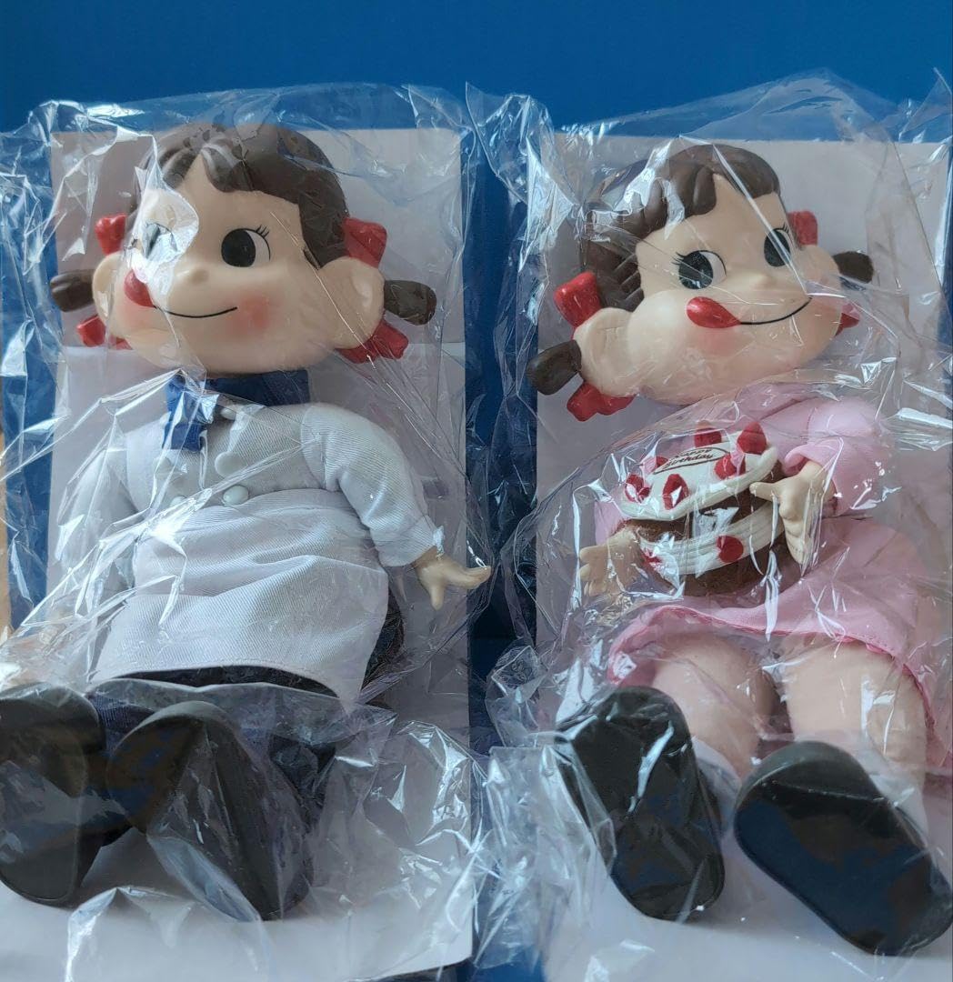 お座りペコちゃん3体セット、シェフペコ、バースデーペコ、ドレッシーペコ