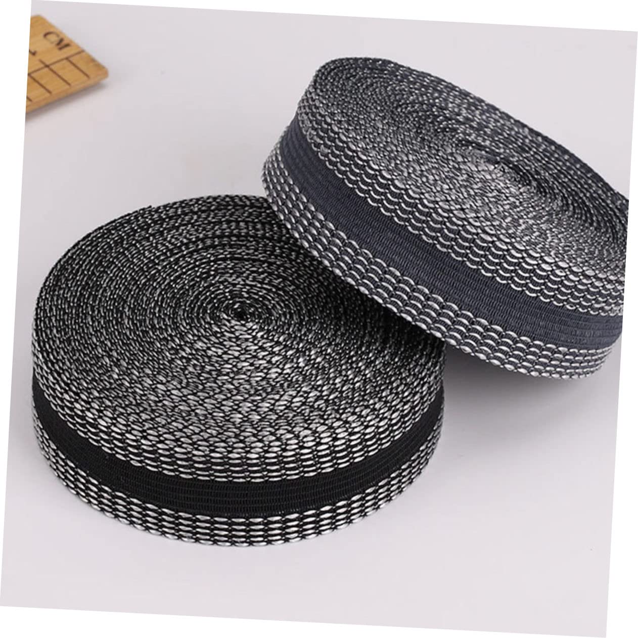 VILLCASE 5 Nastro Termoadesivo Per Orli Di Pantaloni Adesivo Per Riparazioni e Finiture Di Abbigliamento Facile Da Usare Per Jeans e Tessuti