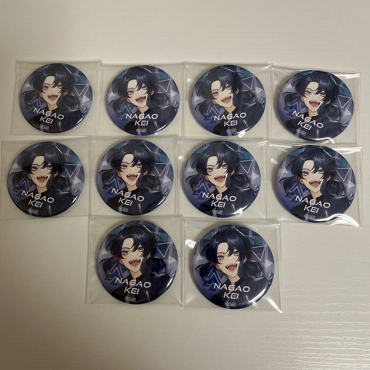 Amazon.co.jp: 長尾景 VΔLZ 2周年 缶バ 缶バッジ 10点 : おもちゃ