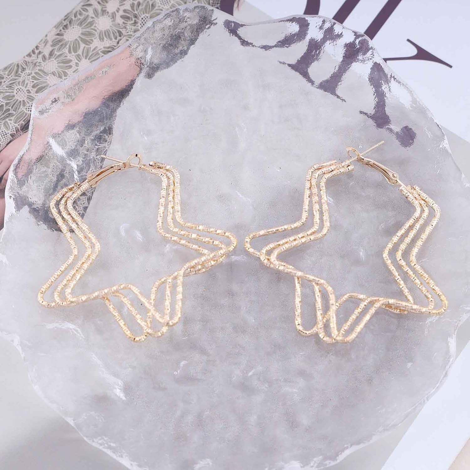 Vintage Large Star Hoop Earrings Celestial Star Stud Earrings Star Huggie Hoop Earrings Gold Star Open Earrings Layered Star Earrings Jewelry for Women - Image 6