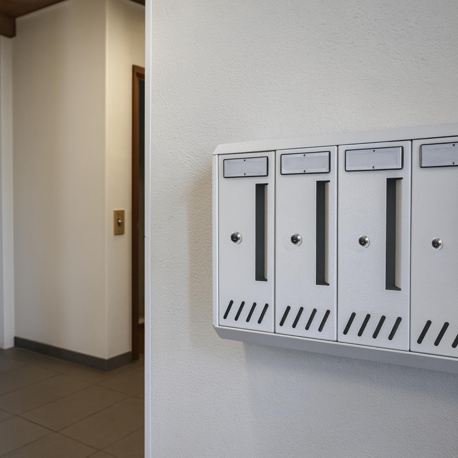 MOHOME Cassetta Postale Esterno Condominiale Made in Italy Bianca 4 Scompartimenti Componibile Modulare 41 x 19 x 31,5 cm Apertura Frontale Interno Doppia Chiave di Sicurezza Casa Ufficio