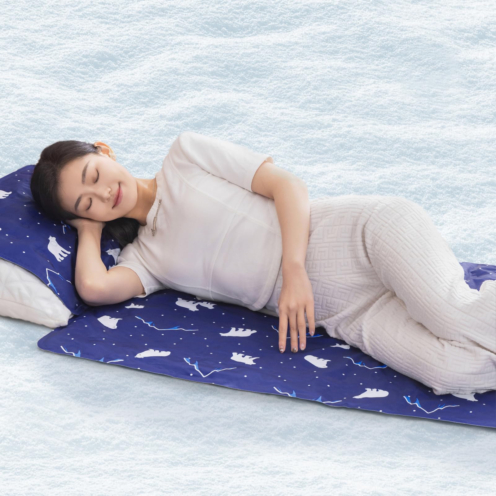 Amazon｜Ashler ひんやりマット ジェルマット 接触冷感 瞬間冷却 夏用