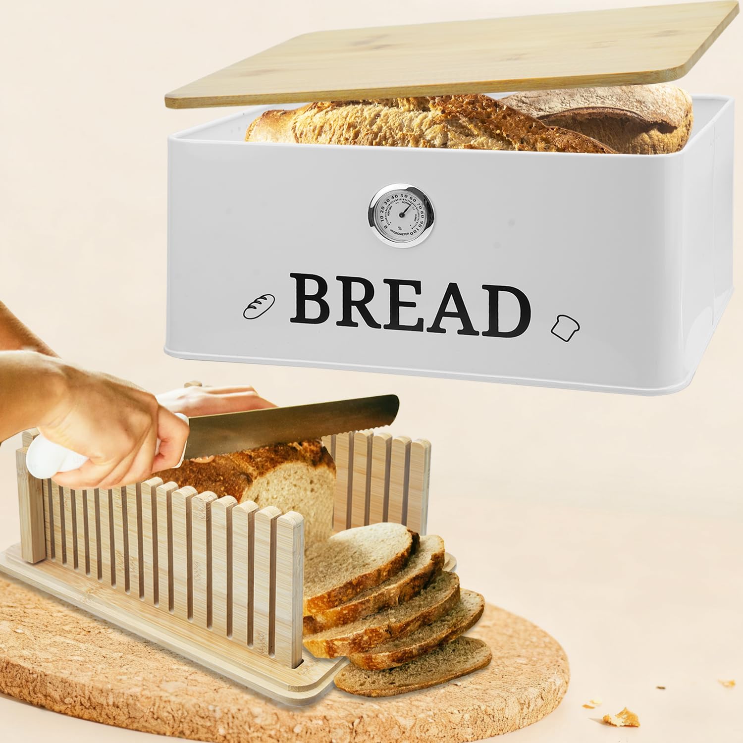 Boîte à Pain pour Plan de Travail - Organisateur de Cuisine avec Couvercle Bambou/Hygromètre - Conteneur de Rangement pour Pain au Levain, Pains et Baguettes - Planche à Découpe Intégrée - Blanc