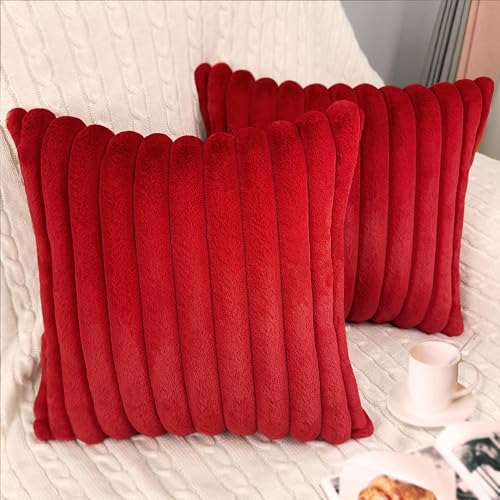 2 Pack 18x18 Pillow Cover Velvet Pillow Covers, Faux Fur Square Throw Pillow Covers for Living Room Decorations Throw Pillow Case, Throw Pillow Cover Cushion Cover for Home Sofa Bedroom Car, Red