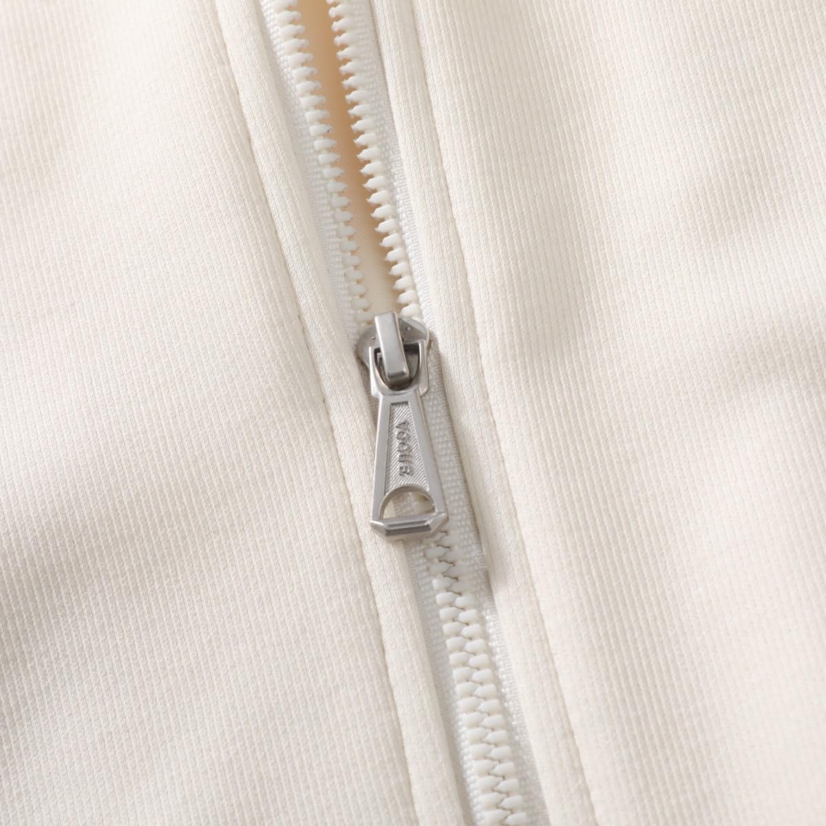 Men's Minimalist Zipper Jacket Pattern Design with Black Logo Casual Jacket Warm and Lightweight Designs