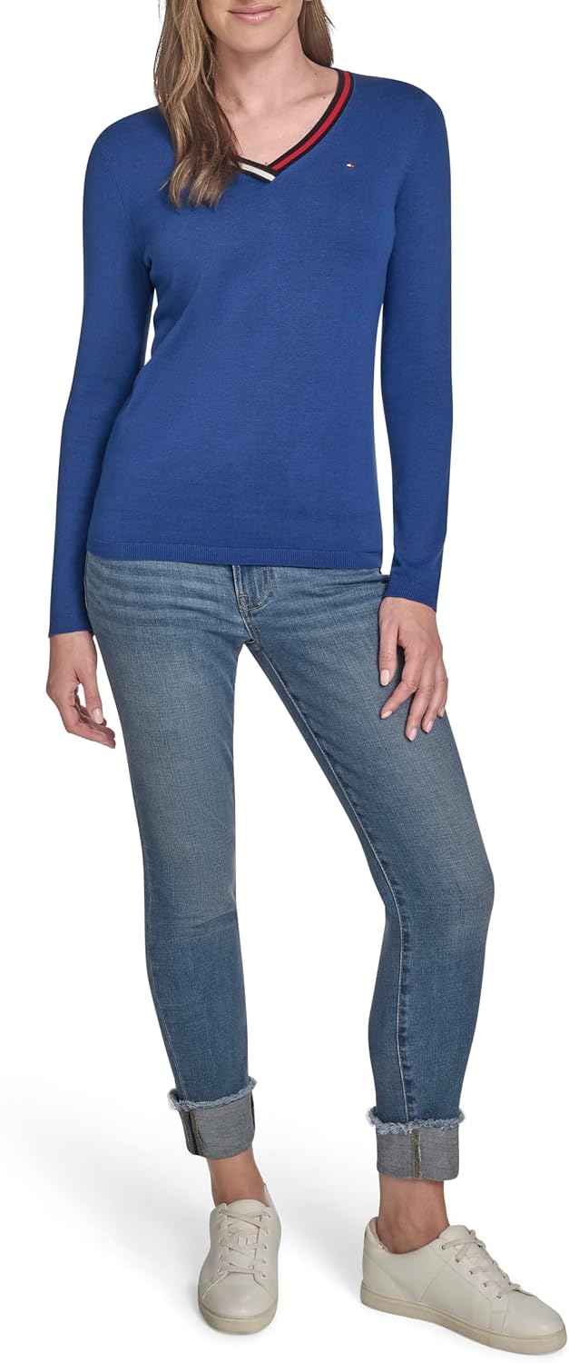 Tommy Hilfiger Womens Solid Long Sleeve V-Neck Cotton Sweater - Image 2