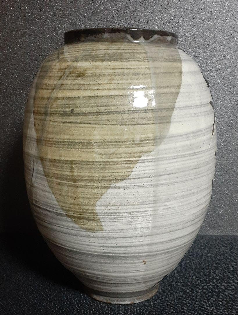 日本工芸会正会員　益子焼【武田敏男】作　刷毛目　竜胆文　花瓶　共箱　師　田村耕一 Amazon.co.jp: 日本工芸会正会員 益子焼武田敏男作 刷毛目 竜胆文 花瓶