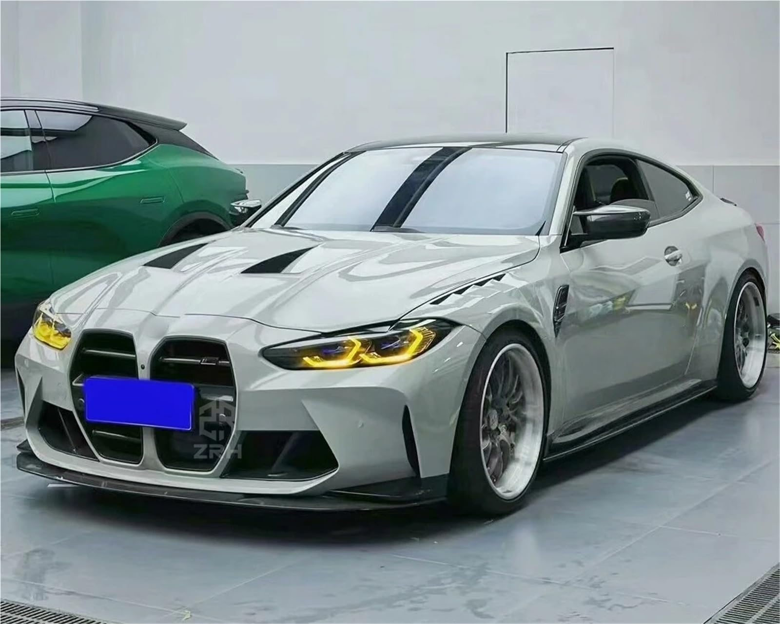 Suche włókno węglowe R44 SP1 styl dokładka przedniego zderzaka kompatybilny z BMW M3 G80 G82 M4 G82 G83 przedni spojler zderzaka Spoiler agresywny Splitter Body Kit