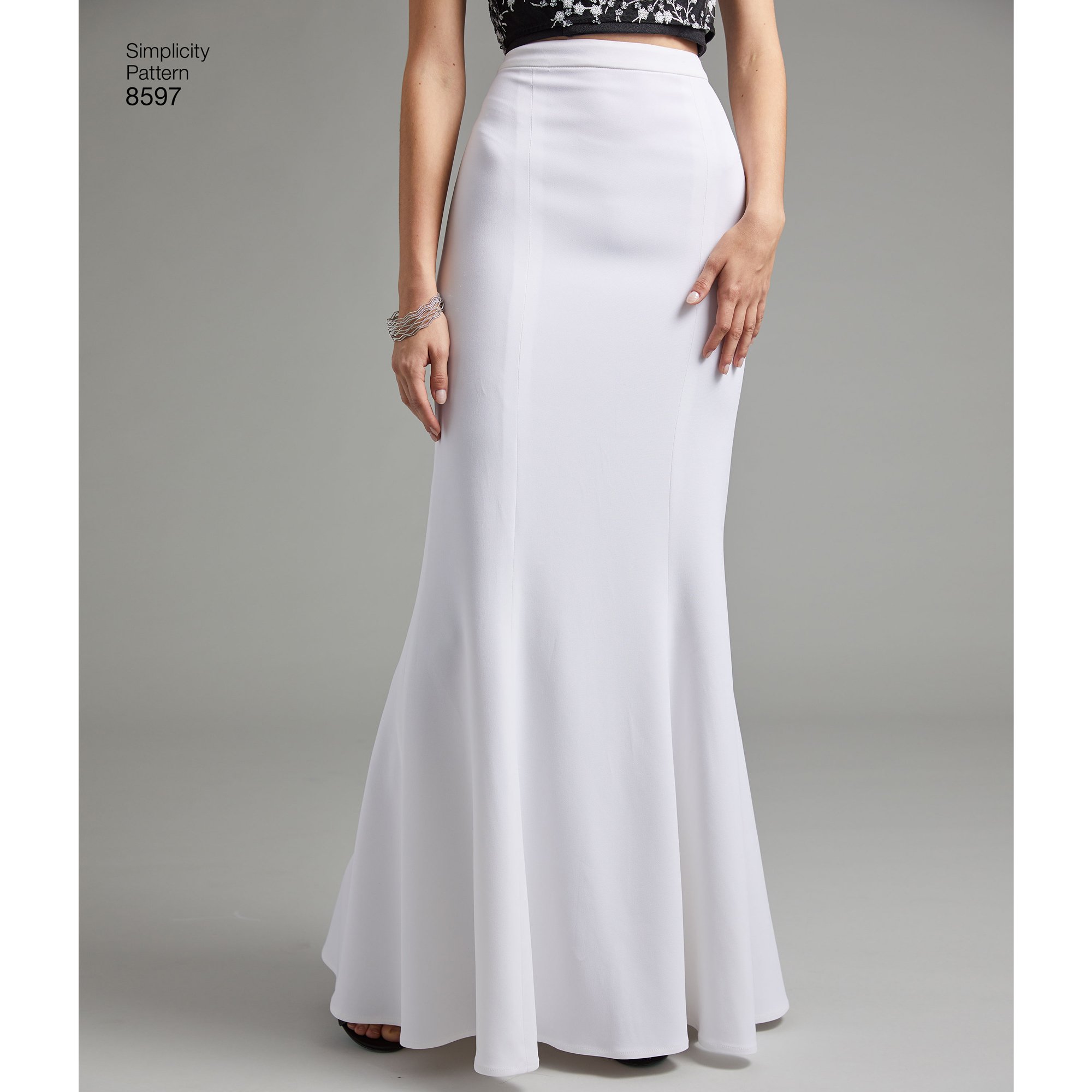 Simplicity 8597Pattern 8597 Jupes pour occasions spéciales pour femmes, papier, blanc, AA (36-38-40-42-44)