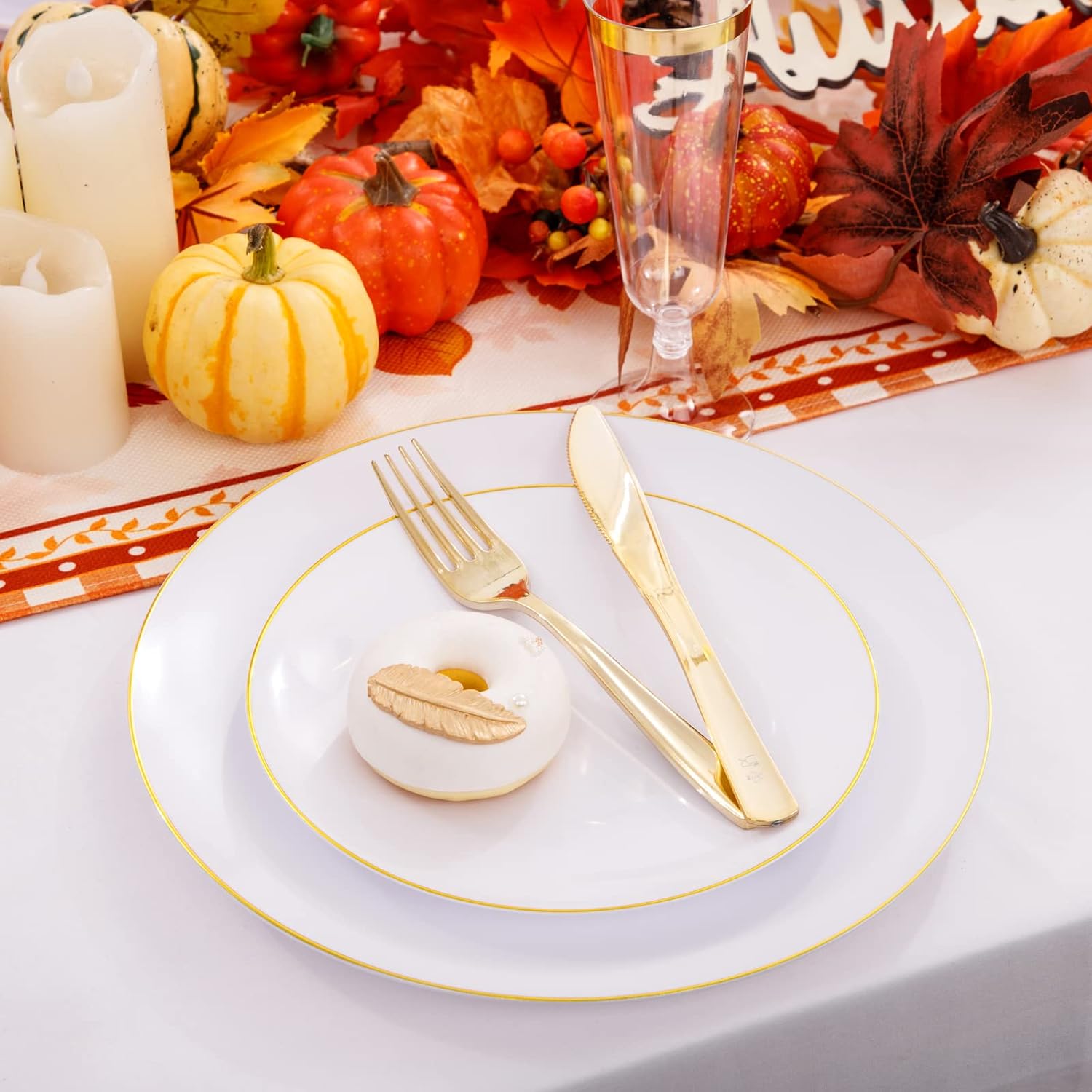 Liacere 175PCS White and Gold Plastic Plates - Gold Plate Include 50Plastic Plates, 25Forks, 25Spoons, 25Knives, 25Napkins, 25Champagne Flutes Plastic for Party & Wedding & Christmas & New Year