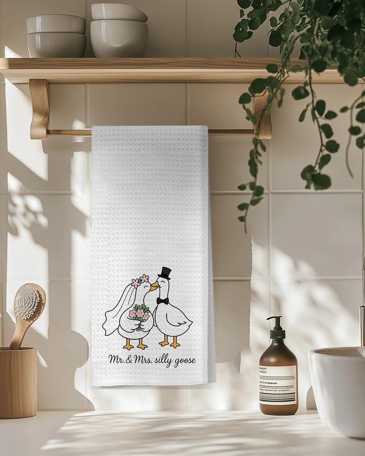 Funny Bride and Groom Goose Kitchen Towels, Wedding Newlyweds Gifts for Couples Dish Tea Towels for Kitchen Decor, Just Married Gifts Decorative Hand Towel for Bathroom, 16x24 Inch