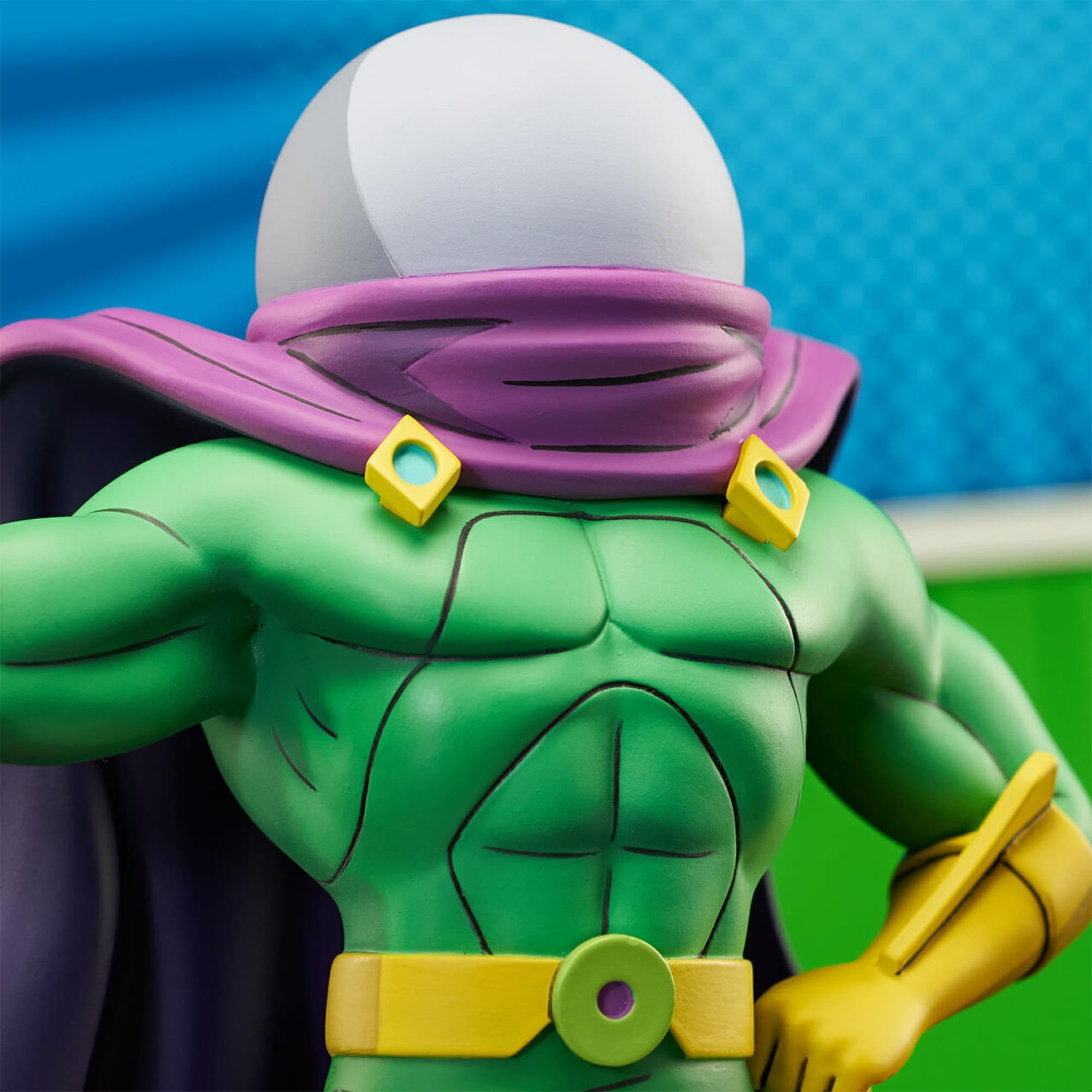 Marvel Animated: Mysterio - Busto de resina a escala 1:7, multicolor, 6 pulgadas 6