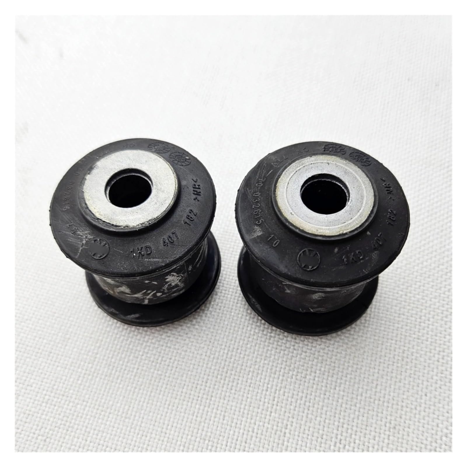 for VW for Passat B6 B7 for Tiguan CC Magotan Sharan Seat Alhambra for Q3 3C0199231F 1K0407182 Front Lower Control Bushing Car Engine Mounts(A 2 PCS)