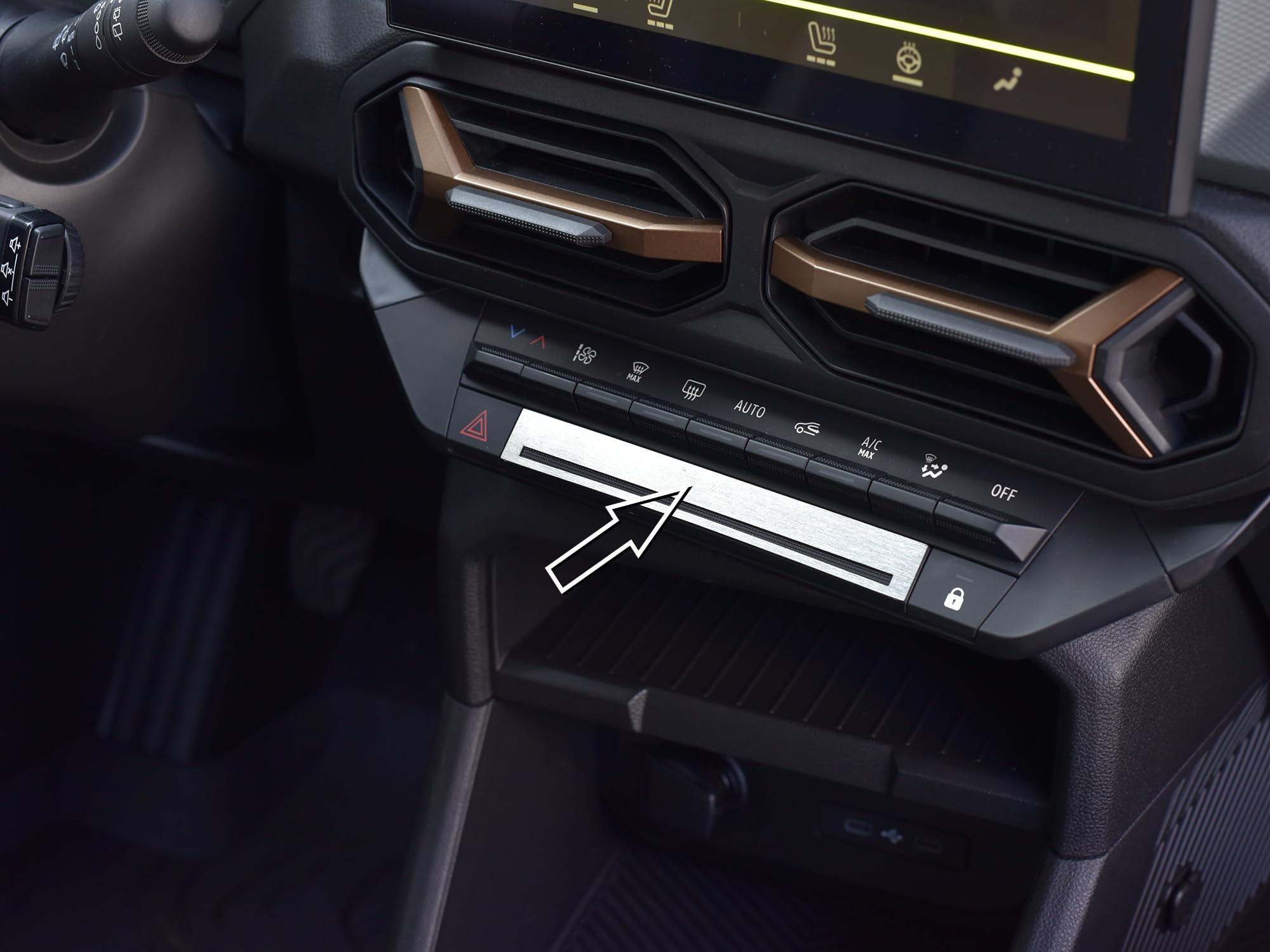 Cubierta de acero para 2024 Dacia.Duster III 3 (P1310) | Decoración plato central | 1 pieza inoxidable Essential Expression Journey Extreme Duster Accesorios Tuning