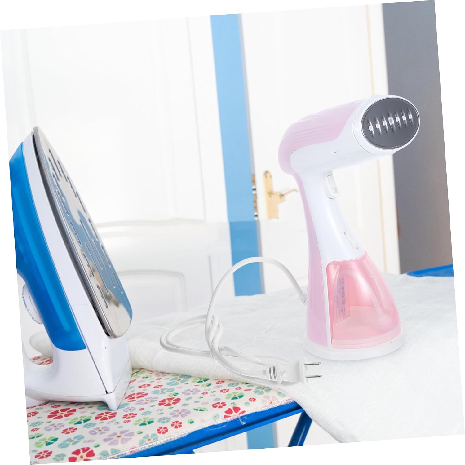 GLEAVI Portable Handheld Steam Brush Ironing Machine Steamer for Travel Small Garment Steamer Wrinkle Remover