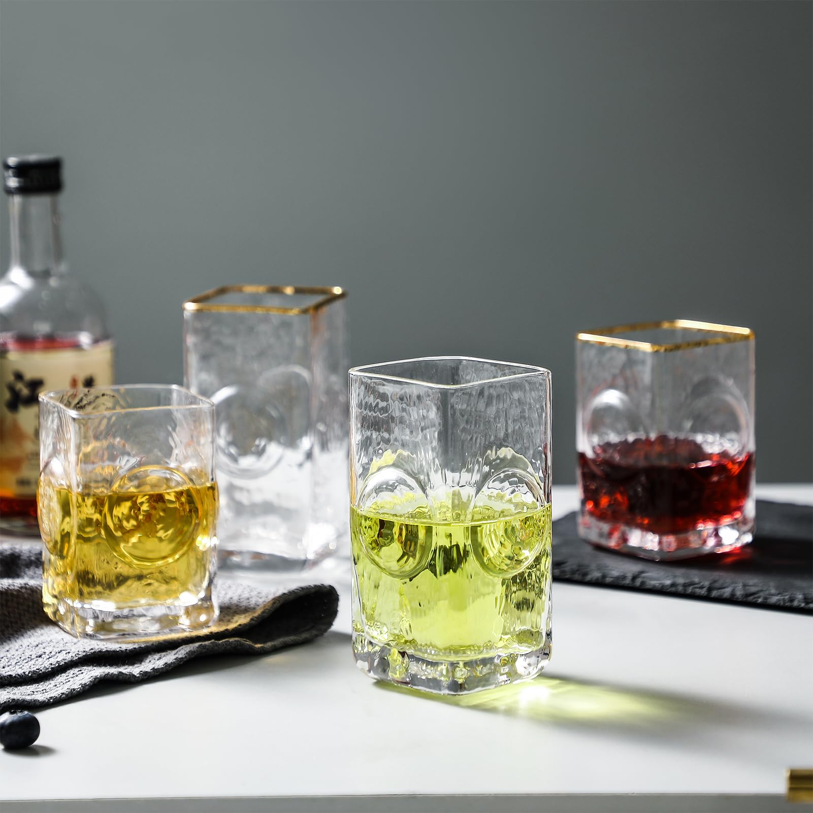 1500 C TABLETOP Gold Rim Drinking Glasses, Circular Embossed Premium Water