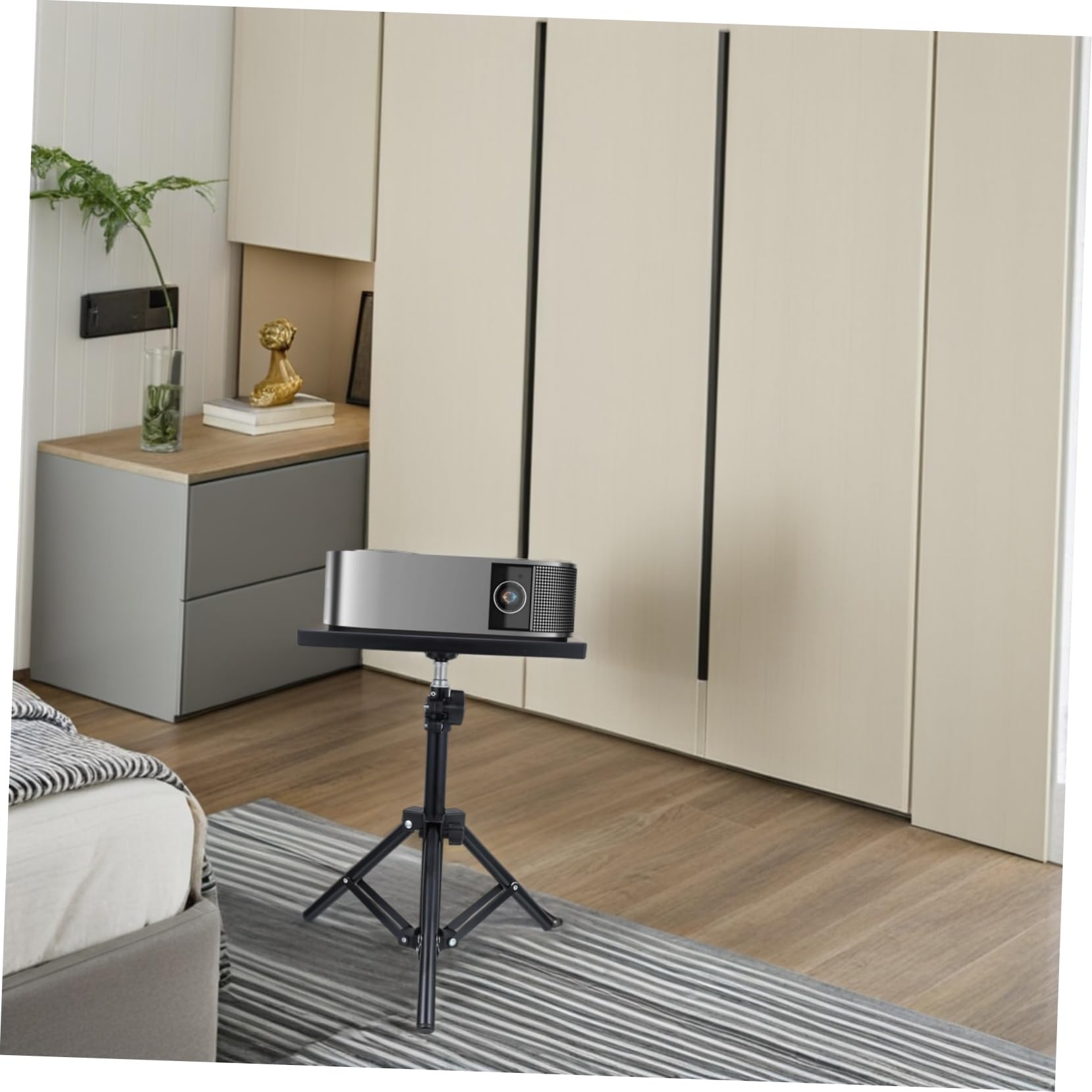 Soporte Para Proyector Trípode Ajustable Con Bandeja Antideslizante Altura Regulable Para Suelo Escritorio Y Cama Instalación Sin Herramientas