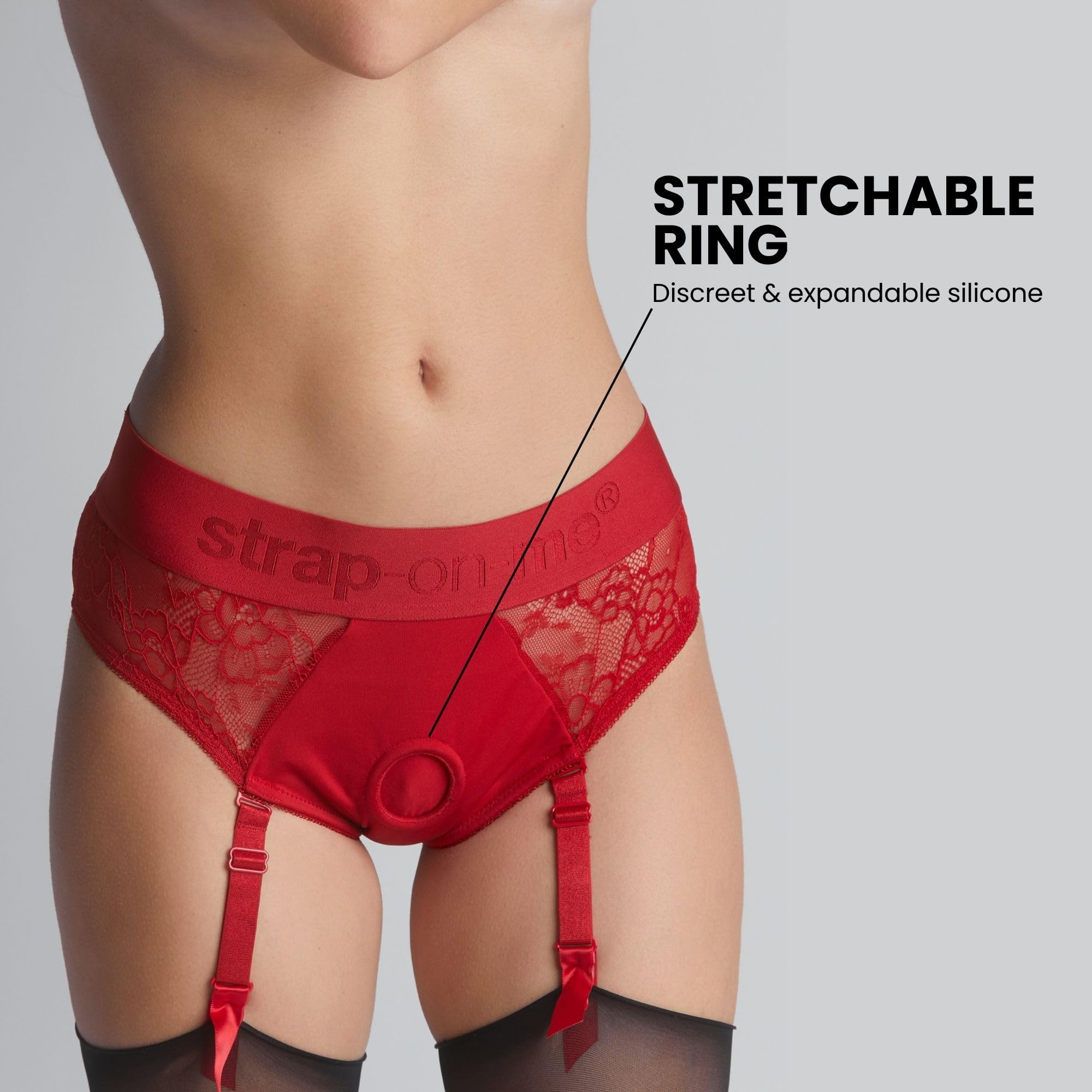 Strap-On-Me Harnais Lingerie Diva – Vestibilità Elegante Effetto Seconda Pelle, Lingerie Erotica in Pizzo per Donna, Compatibile con Strap-On e Dildo, Ideale per Pegging, BDSM e Giochi di Coppia