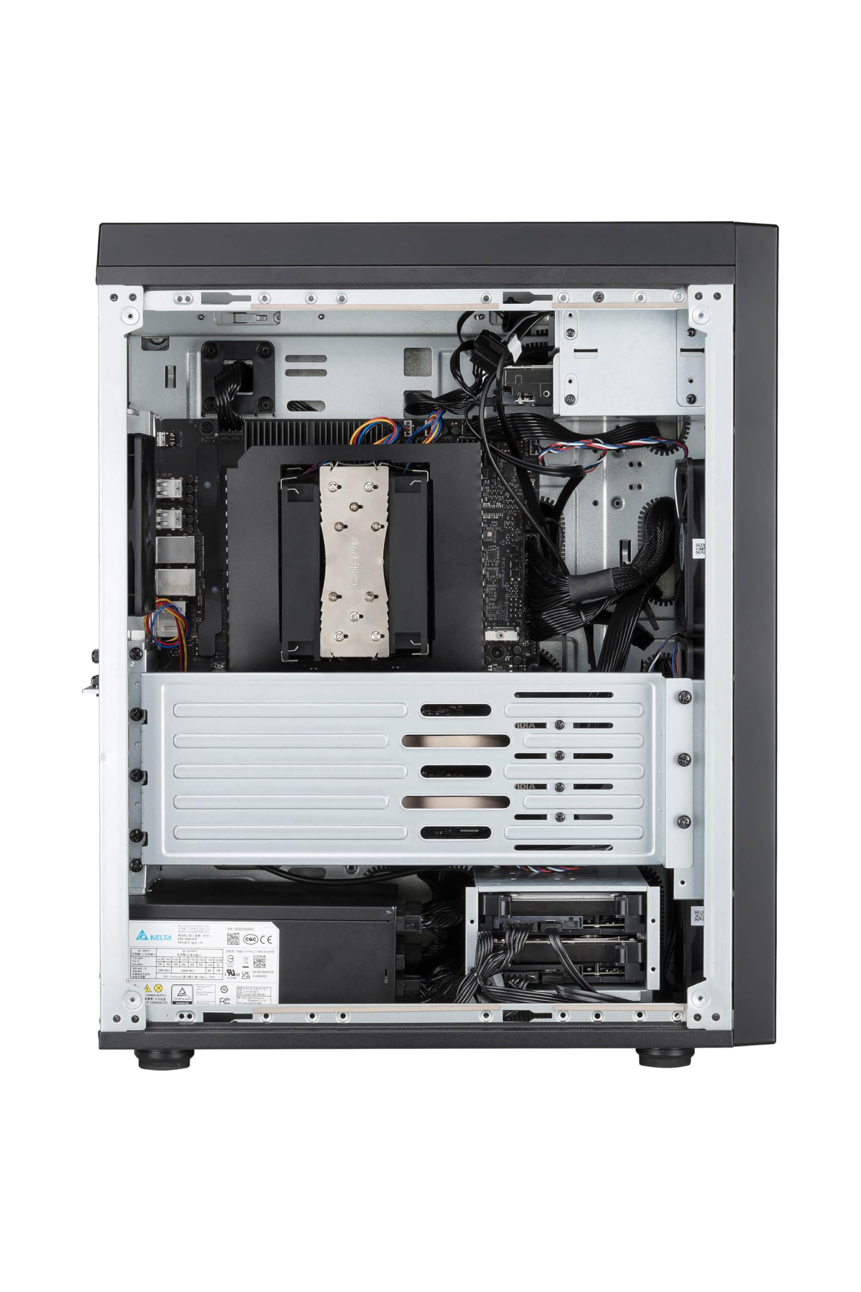 ASUS ExpertCenter Pro ET700I W7-B-750 Performance AI workstation supporta Intel Xeon W-3400 / W-2400, PCIe 5.0, DDR5 ECC, 2x 2.5Gb LAN, 2x M.2, 2x supporto GPU, 750W 80 PLUS Gold PSU, USB 20Gbps