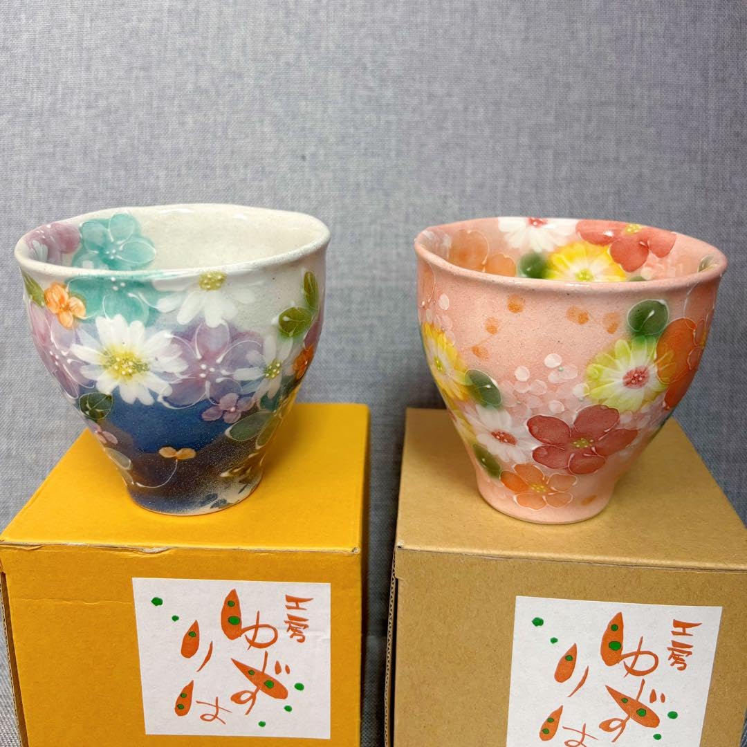 Amazon.co.jp: ゆずりは工房 紅彩花化粧 青彩花化粧 マグカップ2点 