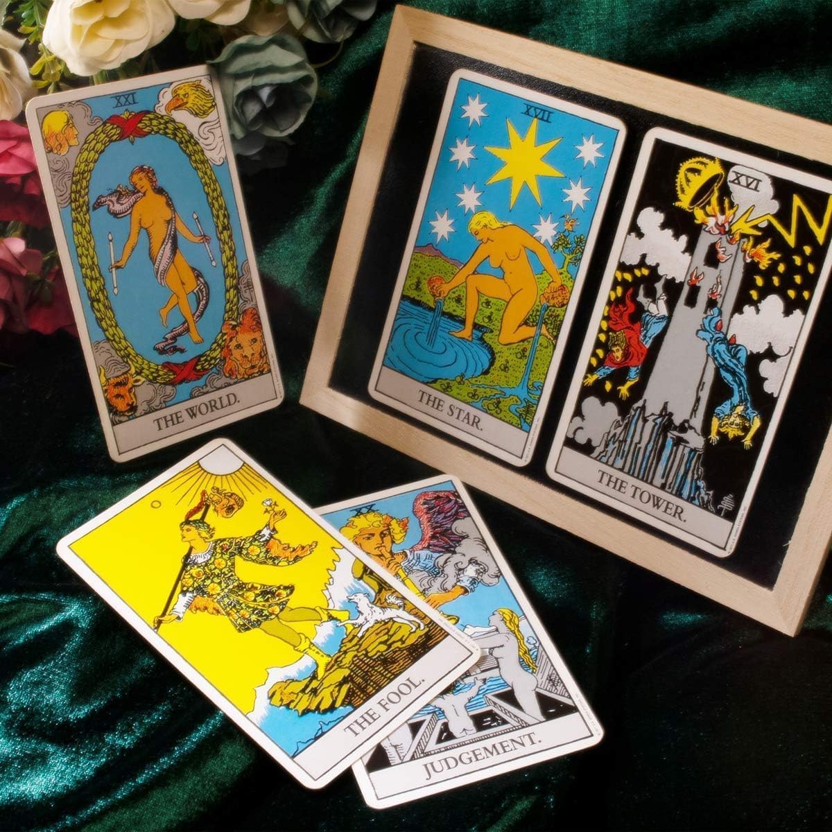 Lariox Play New Tarot Cards with Guide Book 78 Pieces The Rider Tarot Cards Decks Traditional Standard Tarot Deck Fortune Telling Game Divination Tools for Beginners (The Rider Gold Foil) 1