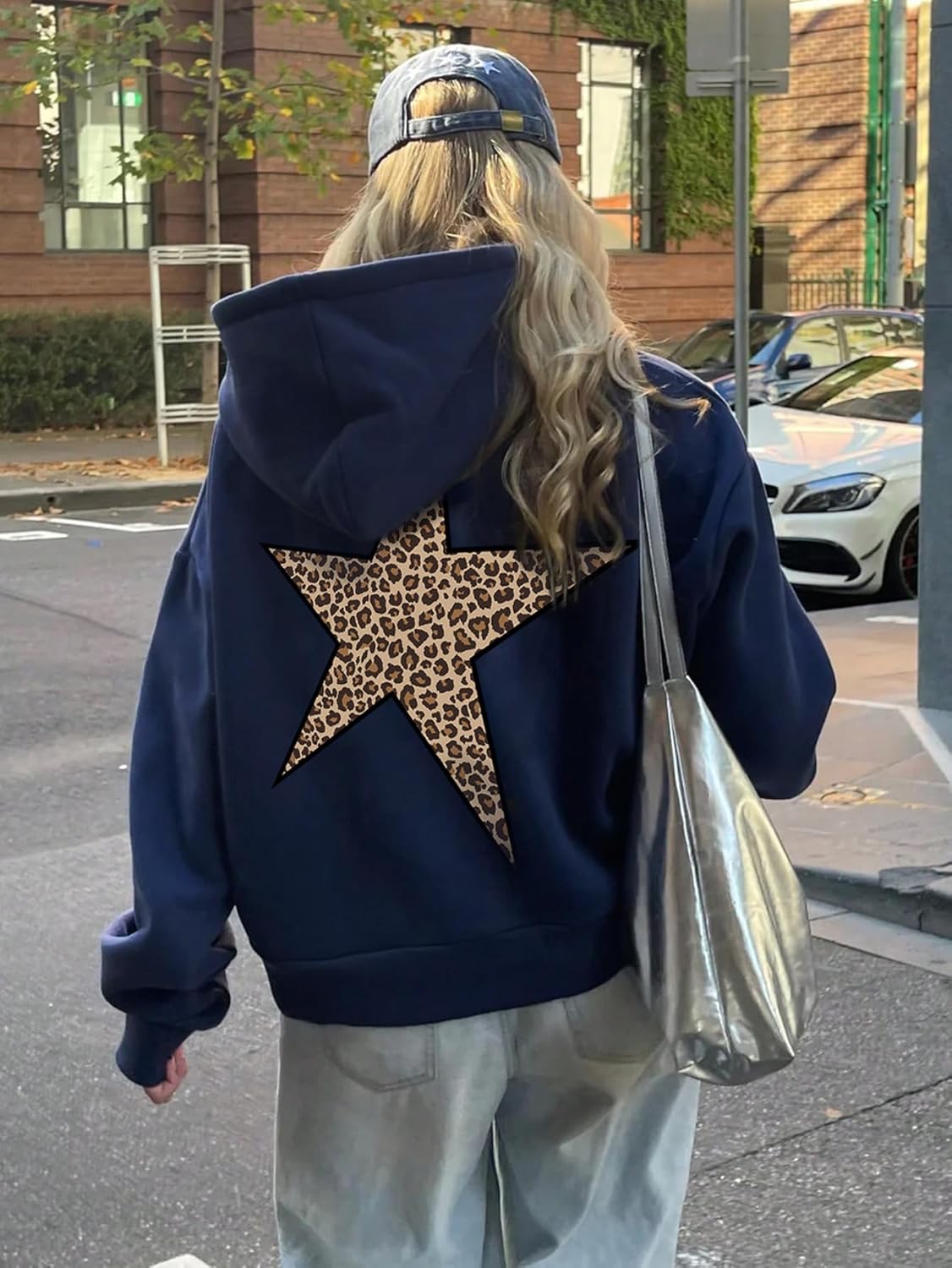 Pooyikoi Womens Oversized Leopard Star Graphic Hoodies Long Sleeve Hoodie Pullover Hooded Sweatshirt Aesthetic Hoodie - Image 3
