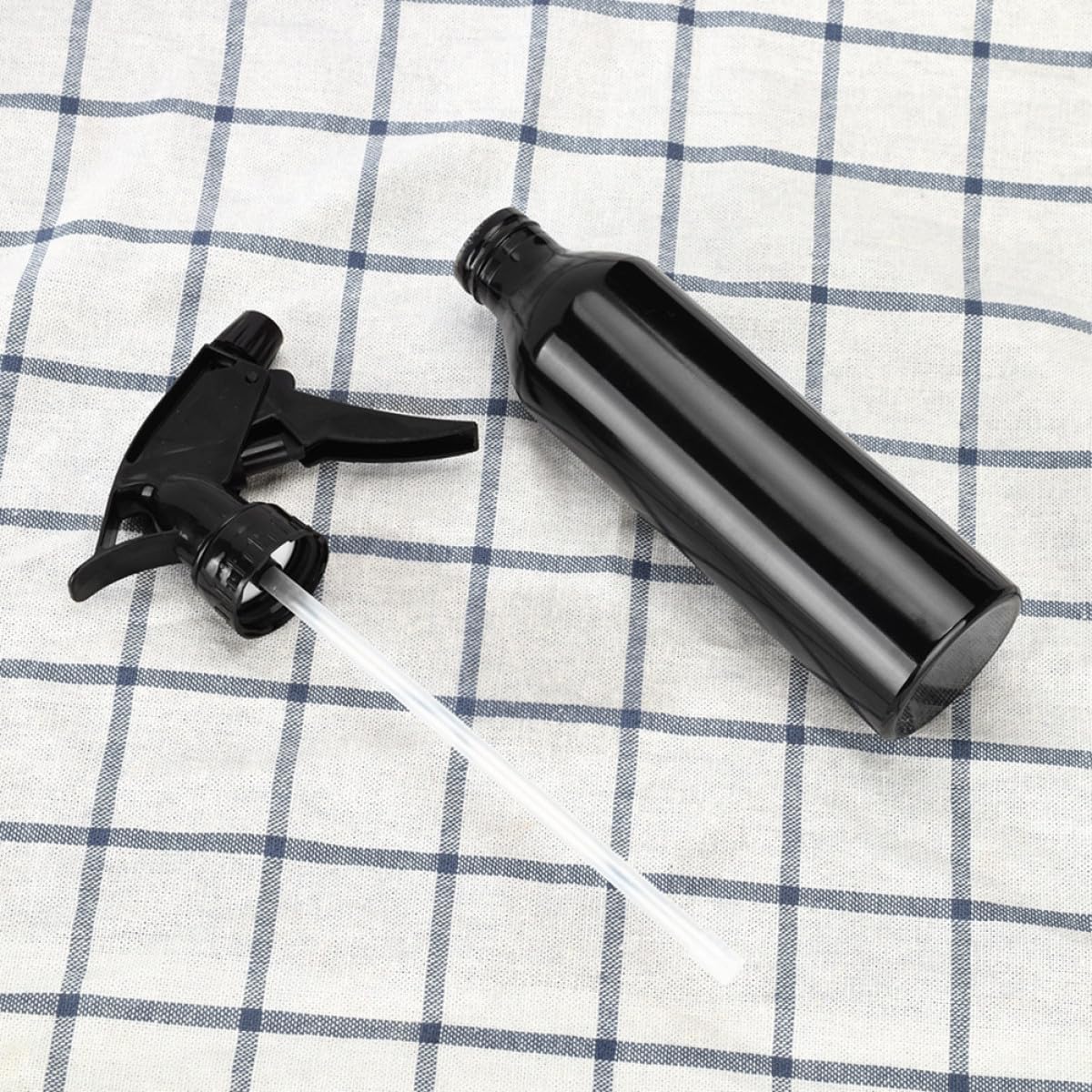 Outanaya Multifunktionale Sprühflaschen 250ml 5 Stück Schwarz aus Aluminiumlegierung und Pp mit Rotierendem Düsendesign zum Befüllen von Make Up Wasser und Parfüm