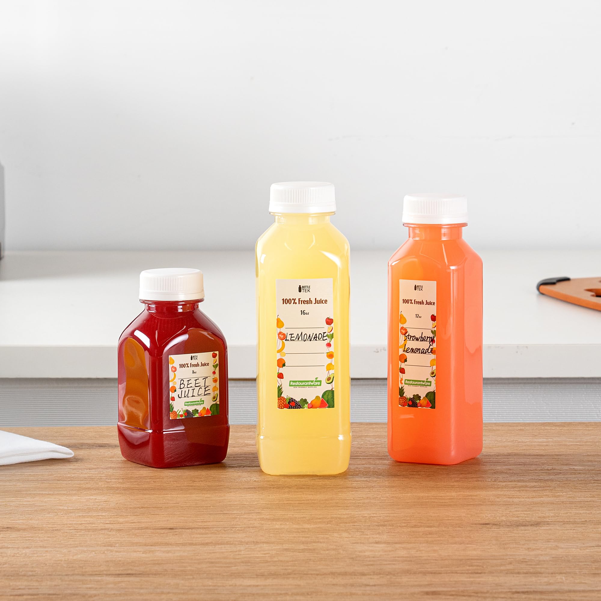 Restaurantware Botella Tek de 16 onzas para jugo, 1 botella con tapa, incluye etiqueta, tapa, cepillo y embudo, recipiente vacío de plástico transparente, para batidos, leche o agua