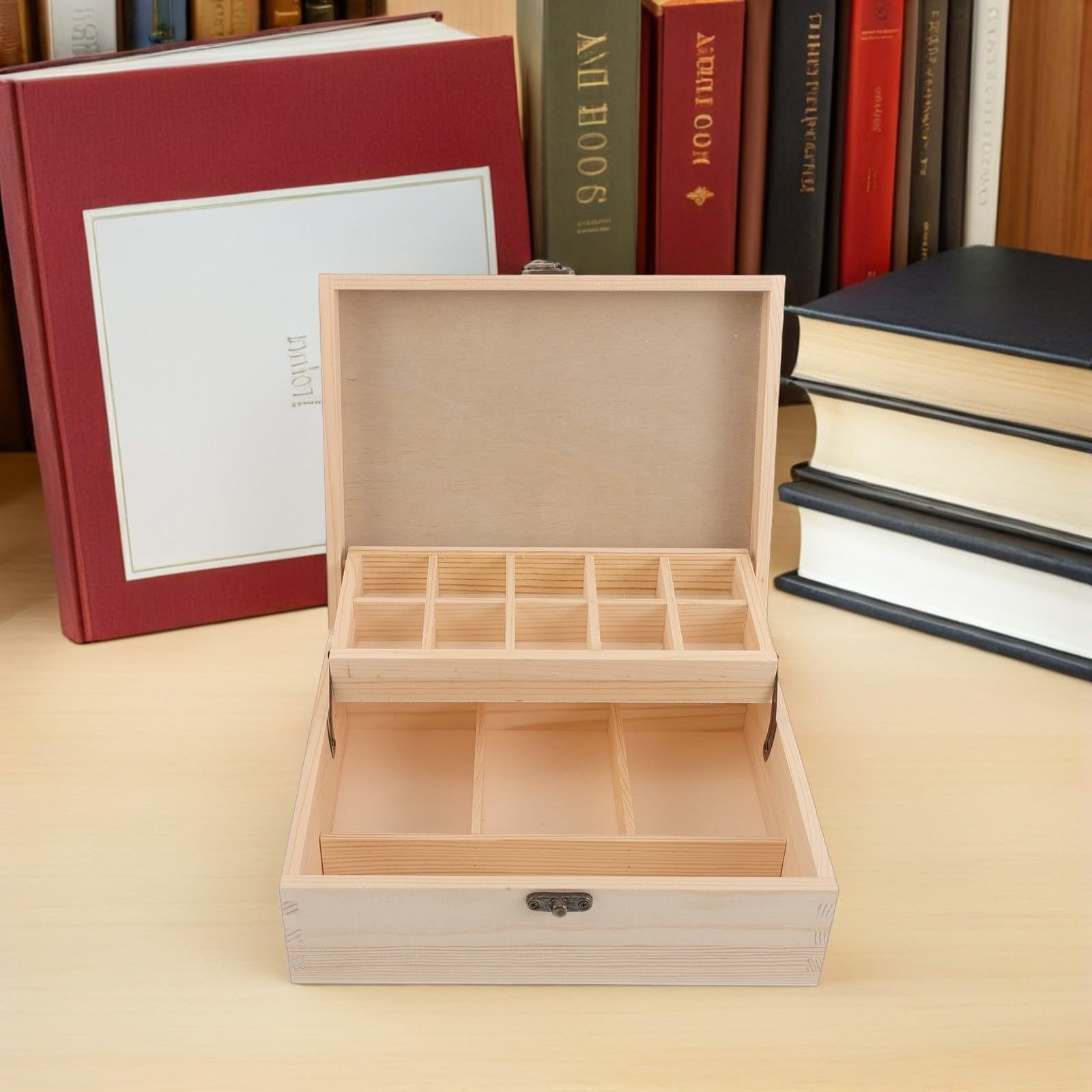 NUOBESTY Scatola in Legno Beige con Coperchio Ribaltabile, Scomparti Multipli e Divisori Trasparenti per Gioielli e Piccoli Oggetti su Comodino o Armadio