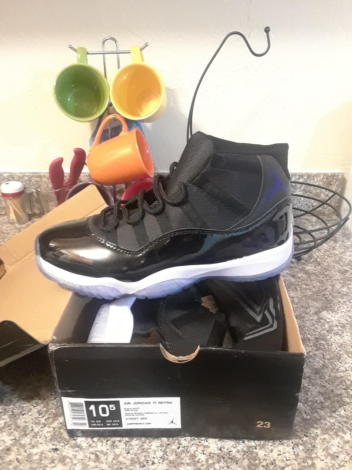 jordan 11 space jam size 4.5