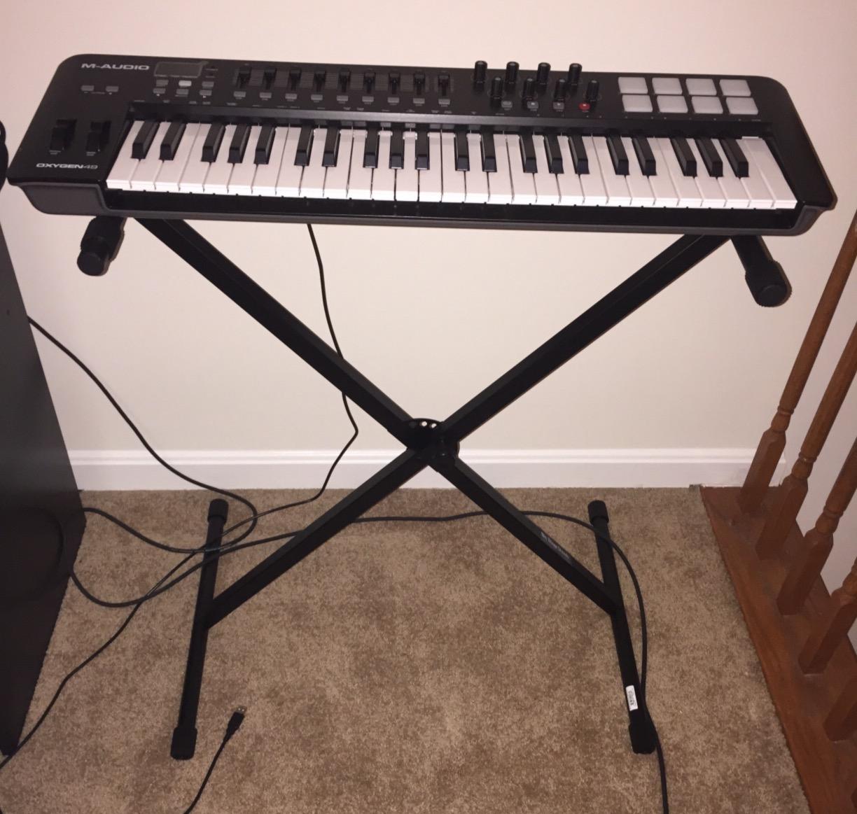 On-Stage KS7191 Classic Double-X Keyboard Stand
