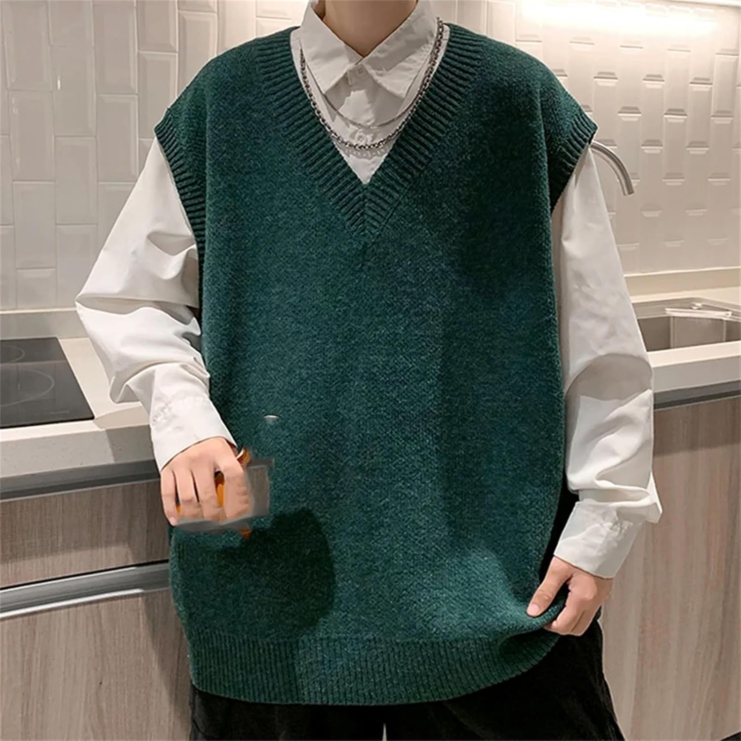 Mens Streetwear Loose Sweater Vest Casual Thermal Oversized Winter Sweater Vests for Daily Wear