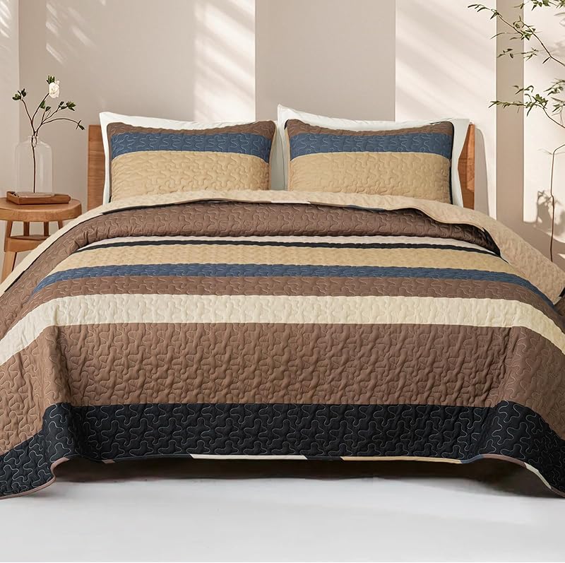 Whale Flotilla Reversible Camel Print Quilts Queen Size with 2 Pillow Shams