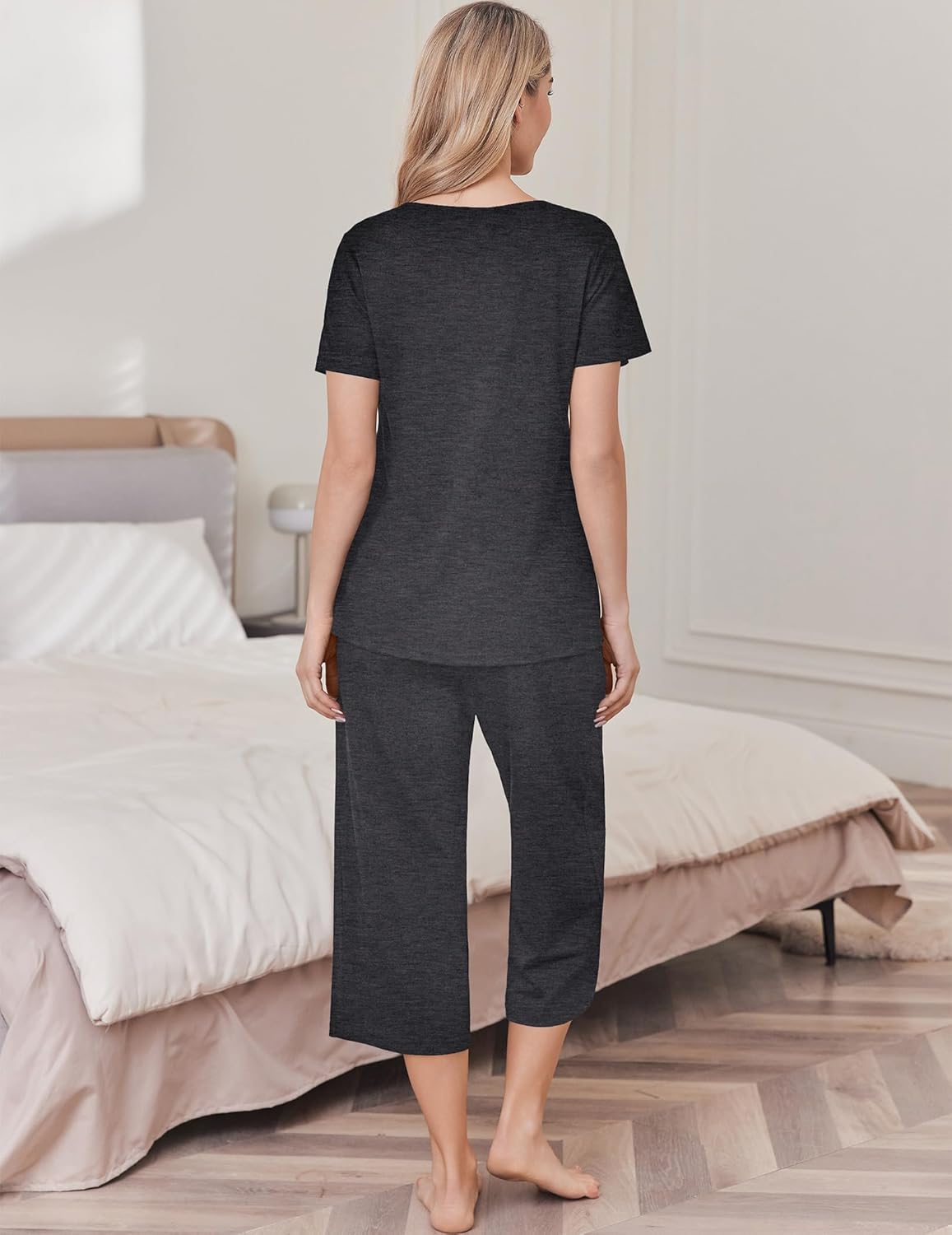 Ekouaer Womens Pajama Sets Soft Cotton Pj Short Sleeve Top with Capri Pants Sleepwear 2 Piece Print Loungewear,S-XXL - Image 3