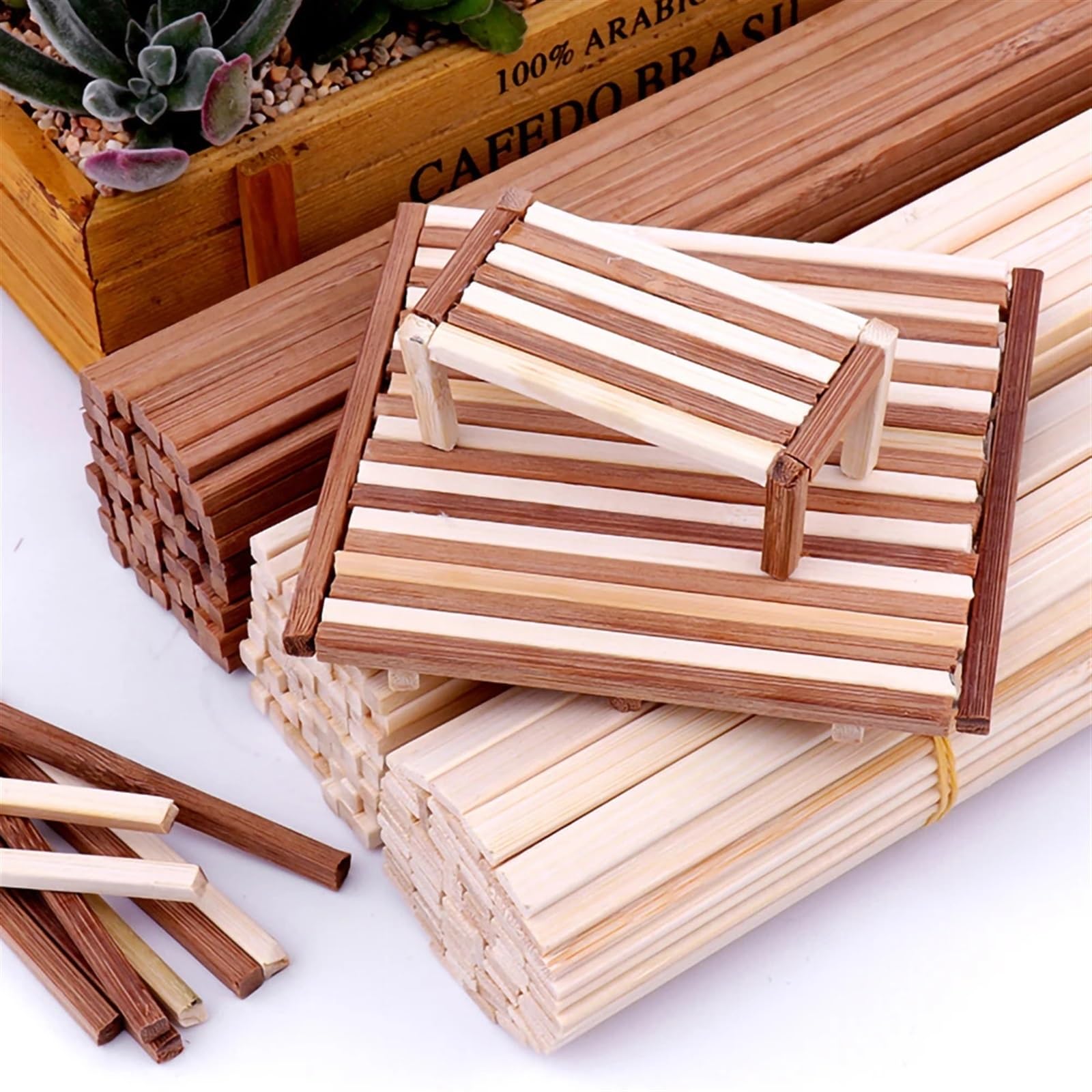 Bâtonnets en Bois Bâtons de bambou ronds et carrés naturels, 100 pièces, matériaux artisanaux de bricolage, Table de sable, modèle de construction, matériaux artisanaux créatifs(4mm round white)