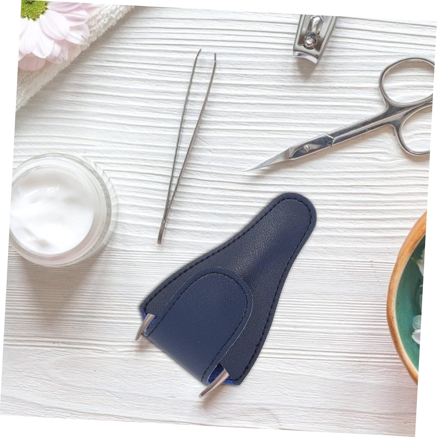 Uonlytech 3pcs Cuticle Scissor Pouch Manicure Scissors Storage Holder Protective Case for Grooming and Cuticle Tools Lightweight and Space-Saving Design Easy Open Buckle Closure