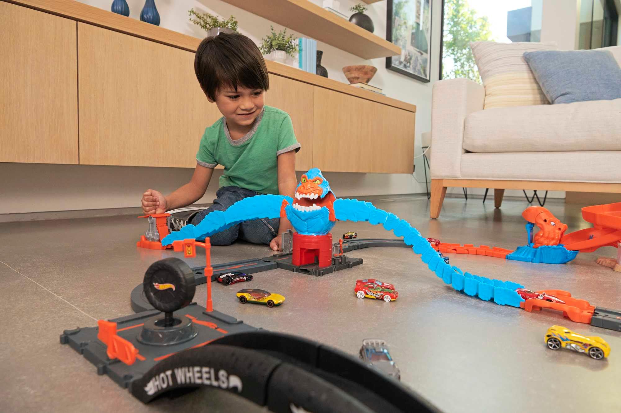 Hot Wheels City Nemésis, surtido de pistas para coches de juguete (Mattel HDR29)