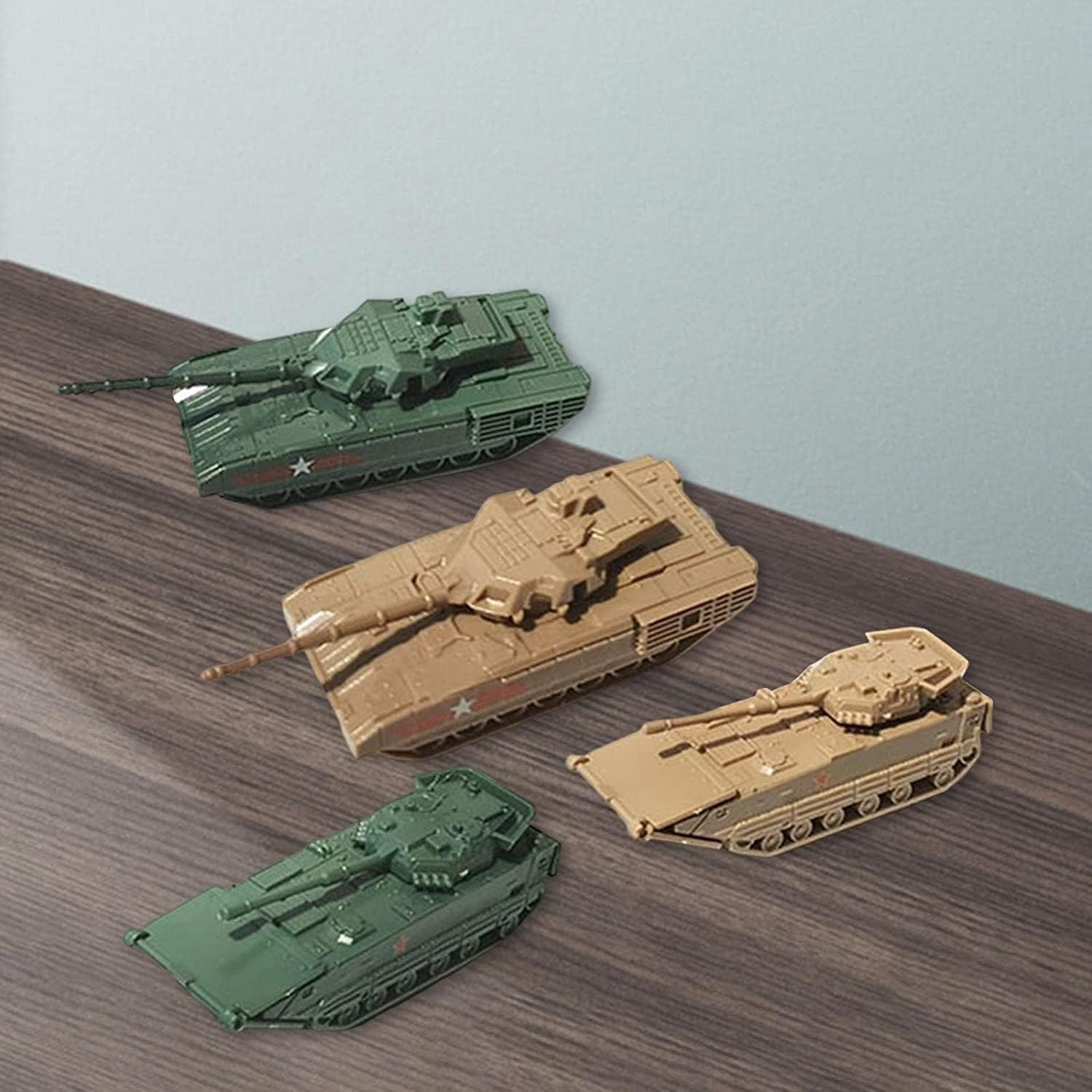 Amazon | 4個 1/144 タンクモデル 戦車模型 プラモデル ミニチュア