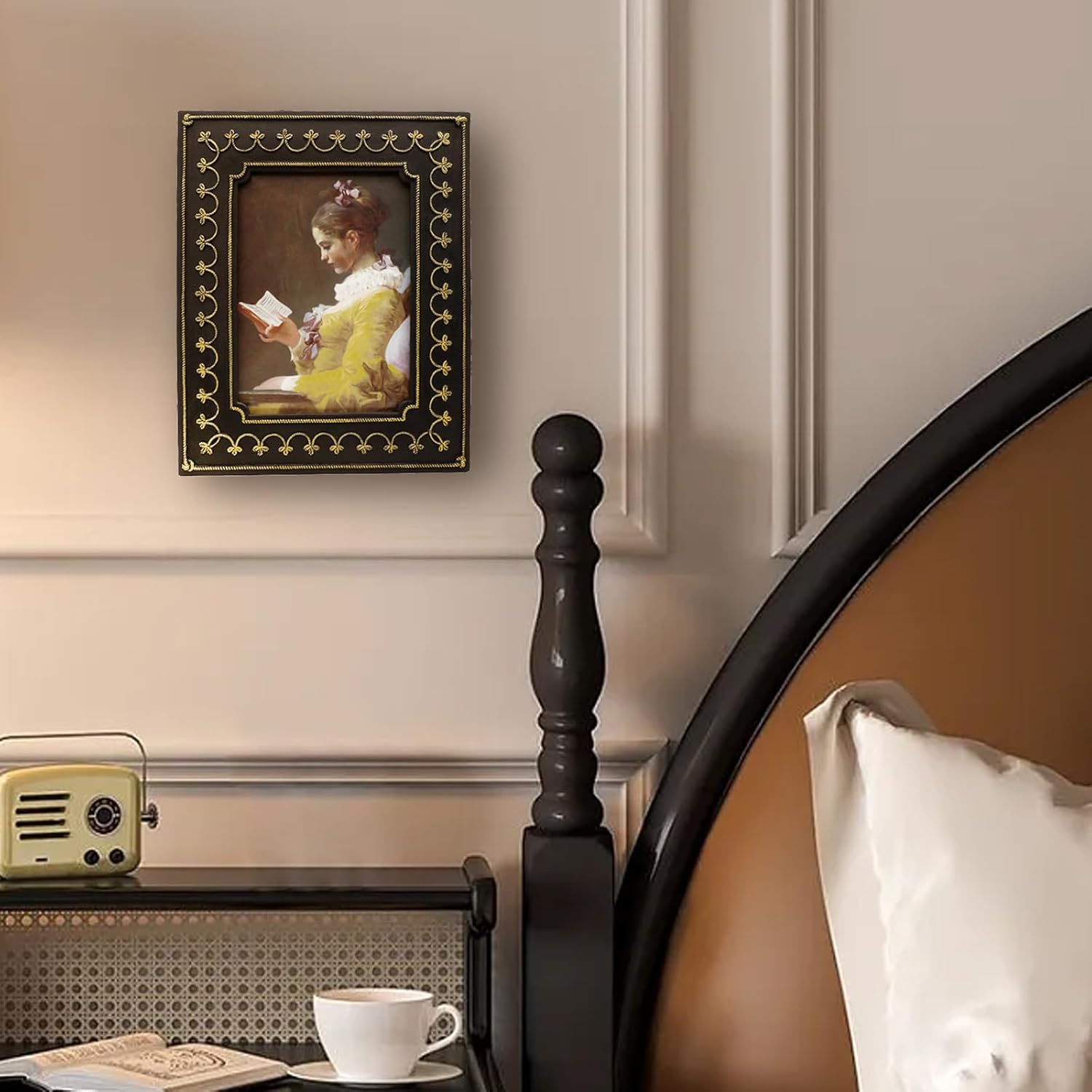 SYLVIA'S SHOP 5x7 Vintage Picture Frame, Antique Black and Gold Ornate Luxury Photo Frame, for Tabletop and Wall Display, Retro Home Decor, Gorgeous Photo Gallery Art