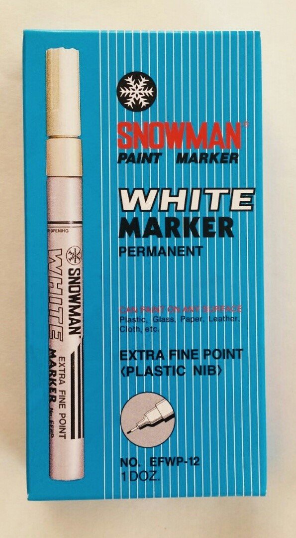Caja de 12 Rotuladores Permanentes Snowman Color Blanco punta extra fina 1mm para todas superficies