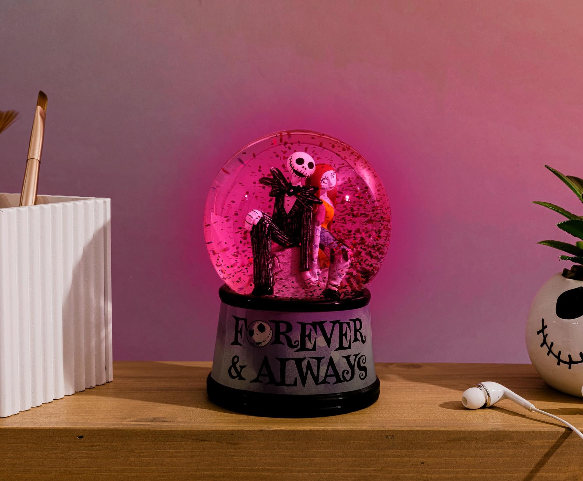 Boule à neige lumineuse Disney L'Étrange Noël de monsieur Jack « Forever & Always »