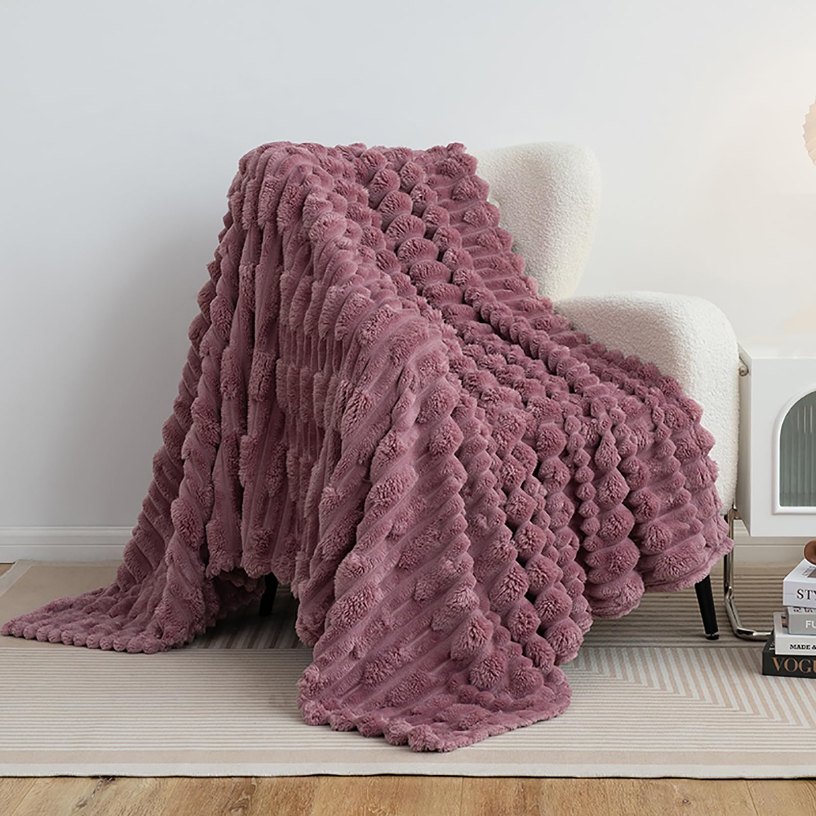 E-yimeng Blanket Throw Blanket Fleece Blanket Fluffy Blanket for Sofas Bed Couch Chair Cosy Warm Soft Purple Large Blanket 70x100 cm