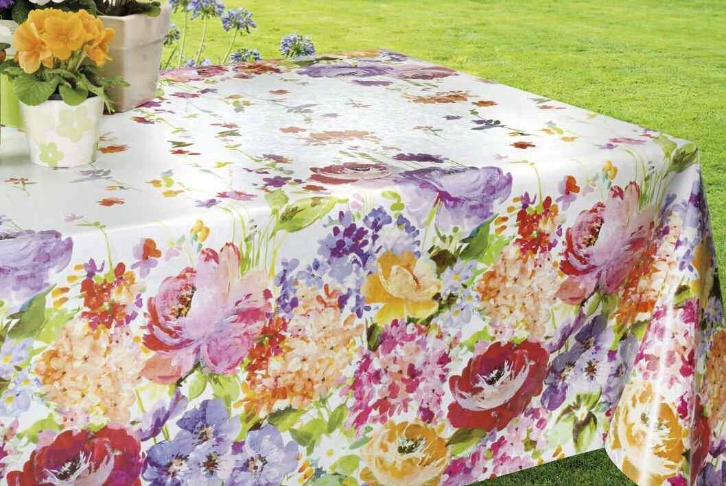 Home Expressions® Floral Rose Border Tablecloth, 137cm Round