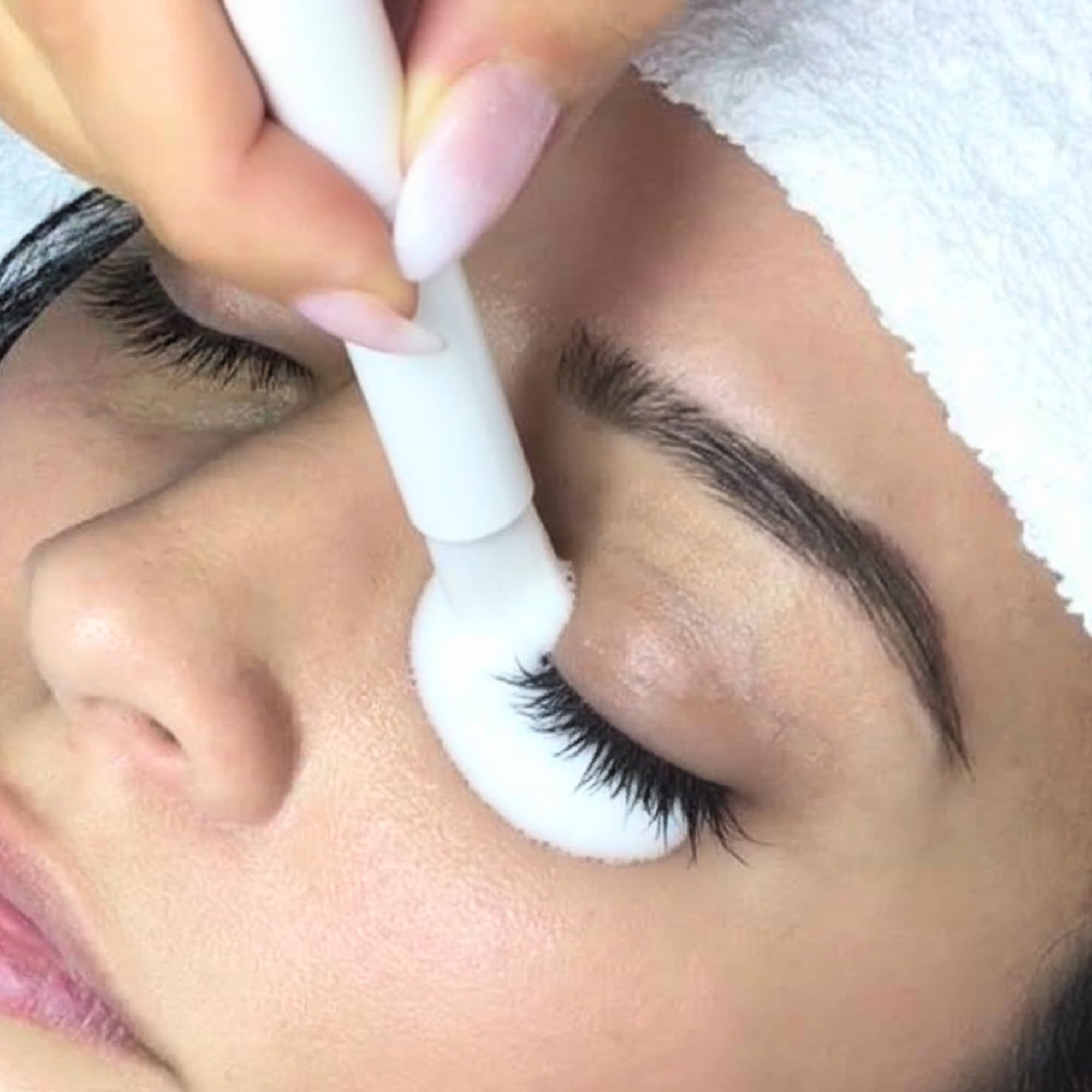 XXL Lashes Shampoo per extension ciglia, detergente schiumogeno, struccante, 50 ml con spazzolino per shampoo per ciglia e sopracciglia, cura ciglia con pennello per lavaggio