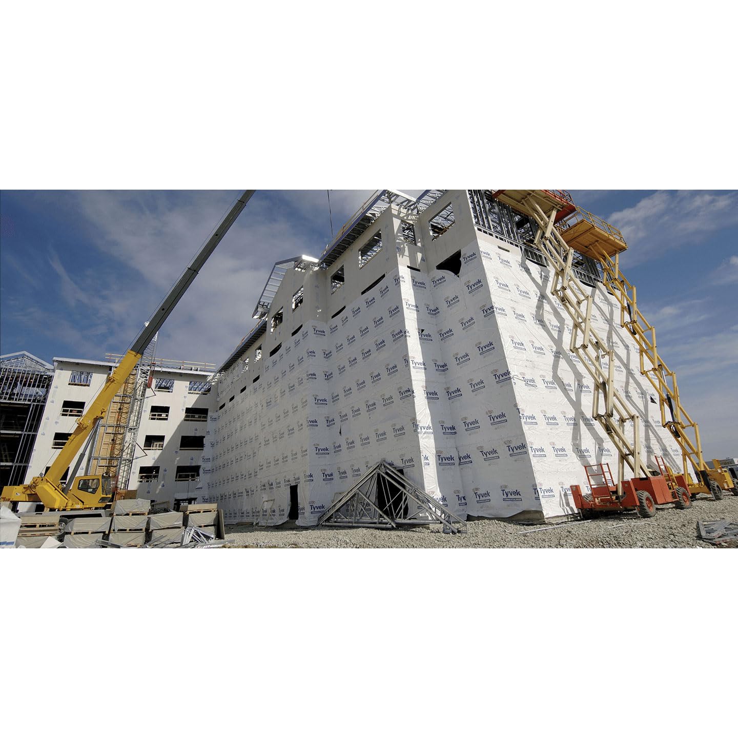 DuPont Tyvek CommercialWrap Home Wrap - 5 x 200 Roll product thumbnail 3