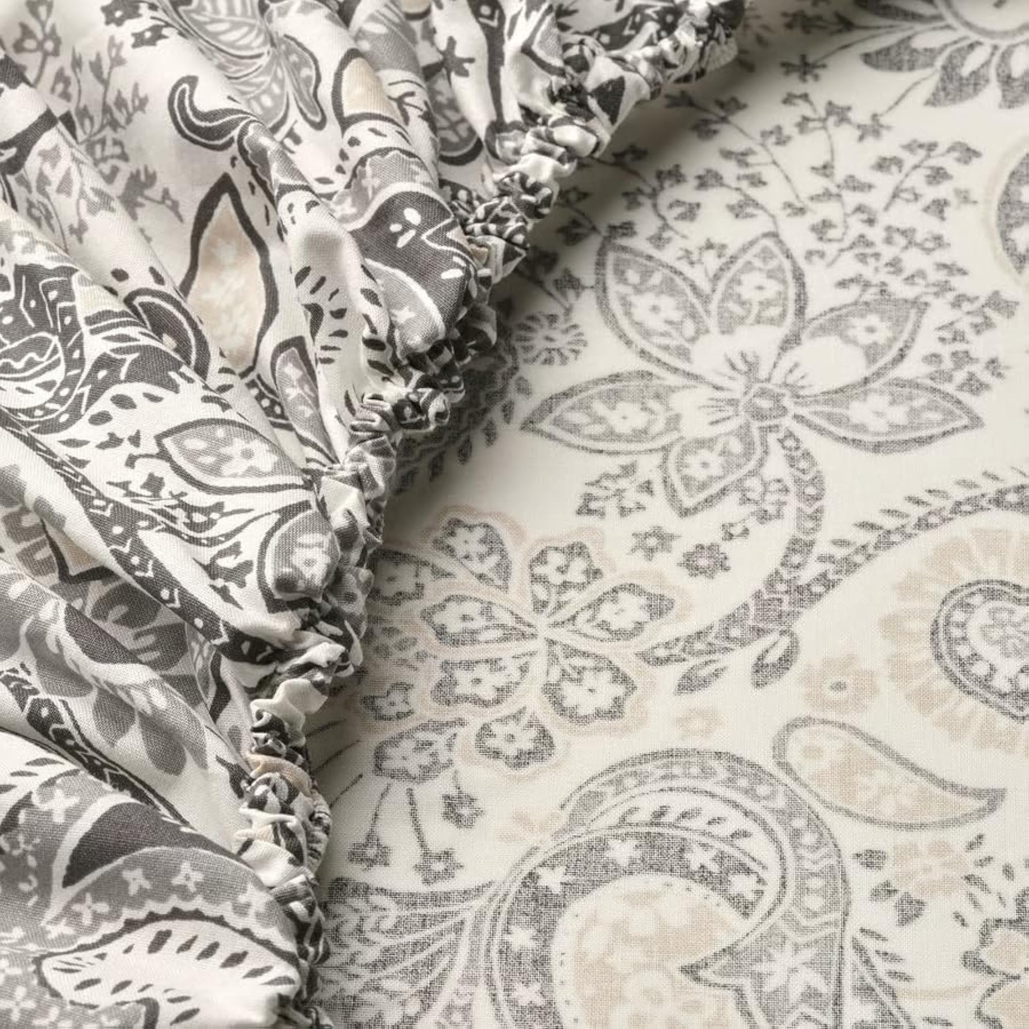 RODGERSIA Paisley Pattern Fitted Sheet