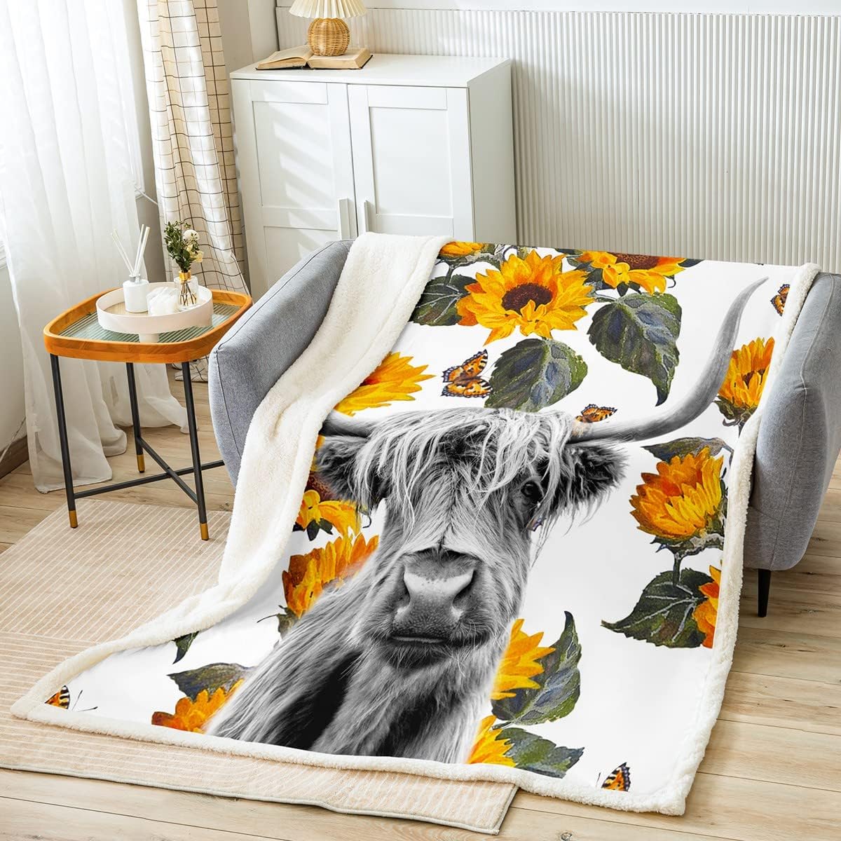 Feelyou Sunflowers Throw Blanket Floral Print Fleece Throw Blanket Highland Cow Plush Blankets Brown Highland Cattle Sherpa Blanket for Kids Boys Girls 50"x60" for Bed Sofa Couch